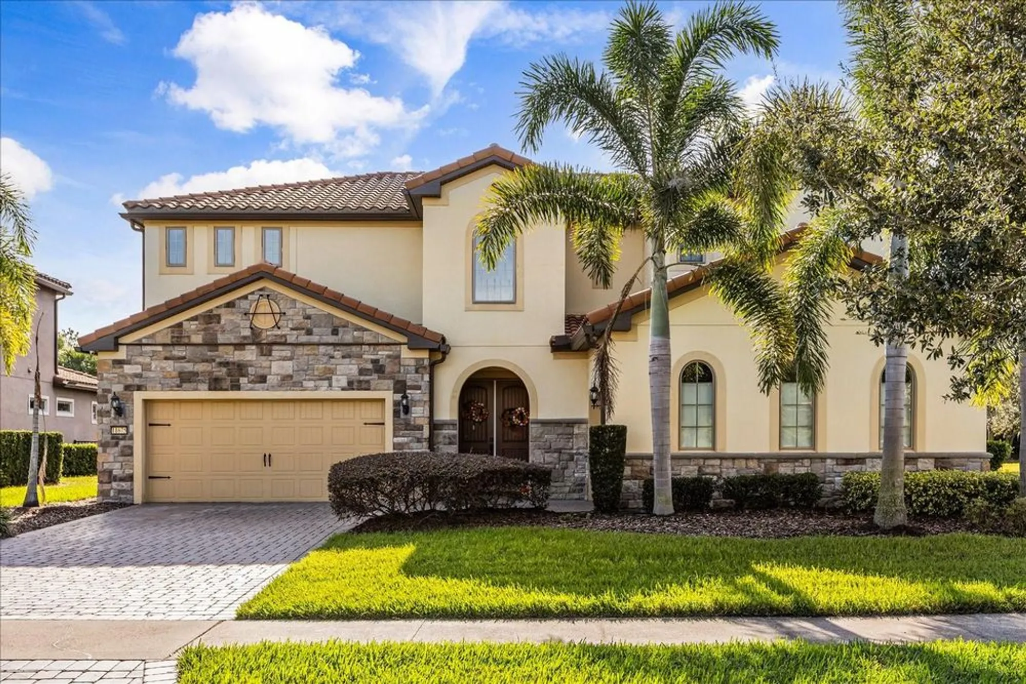 Property Slideshow image 2 of 37 | 11675 savona way, Orlando, FL, 32827