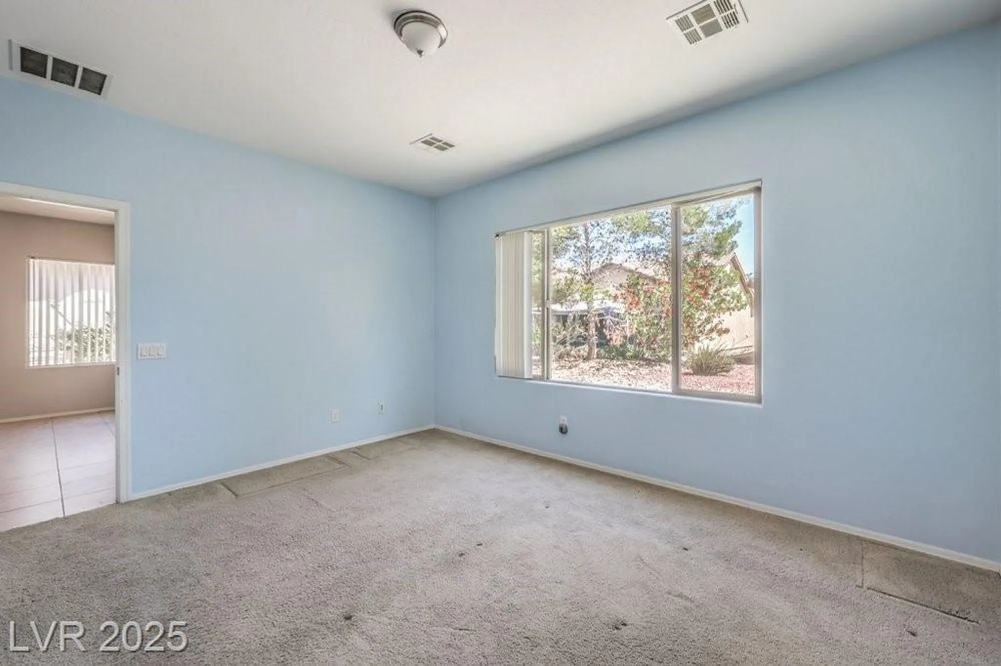 Property Slideshow image 19 of 36 | 5960 wheat penny ave, Las Vegas, NV, 89122