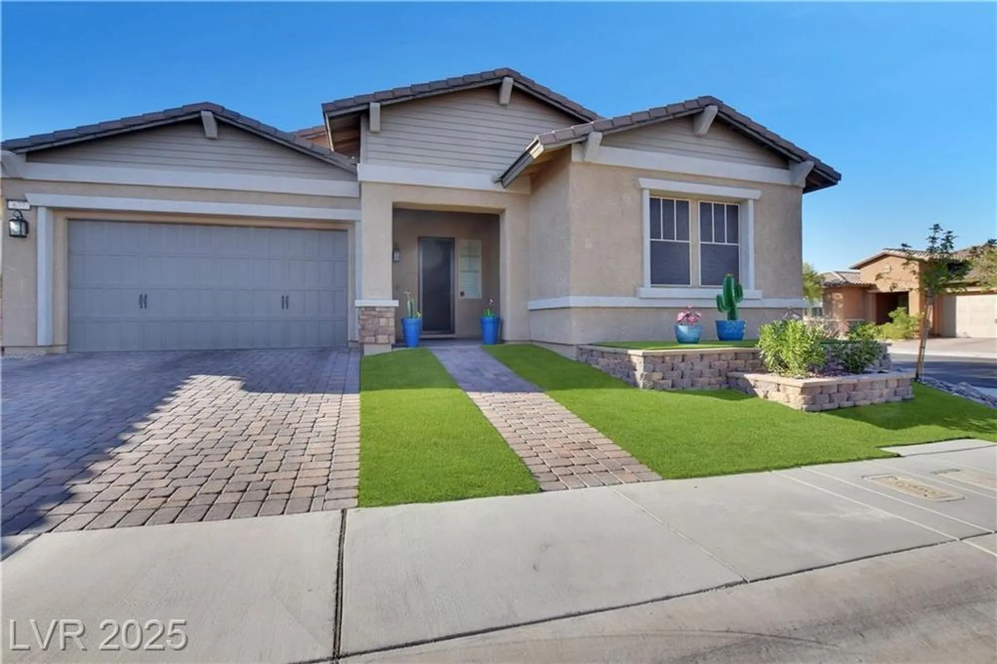 Property Slideshow image 1 of 30 | 677 look lively ct, Henderson, NV, 89011