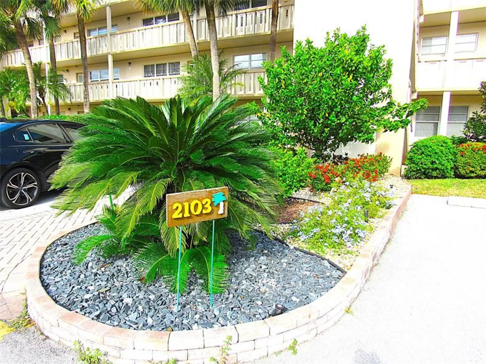 Property Slideshow image 30 of 55 | 2103 lucaya bnd j2, Coconut Creek, FL, 33066