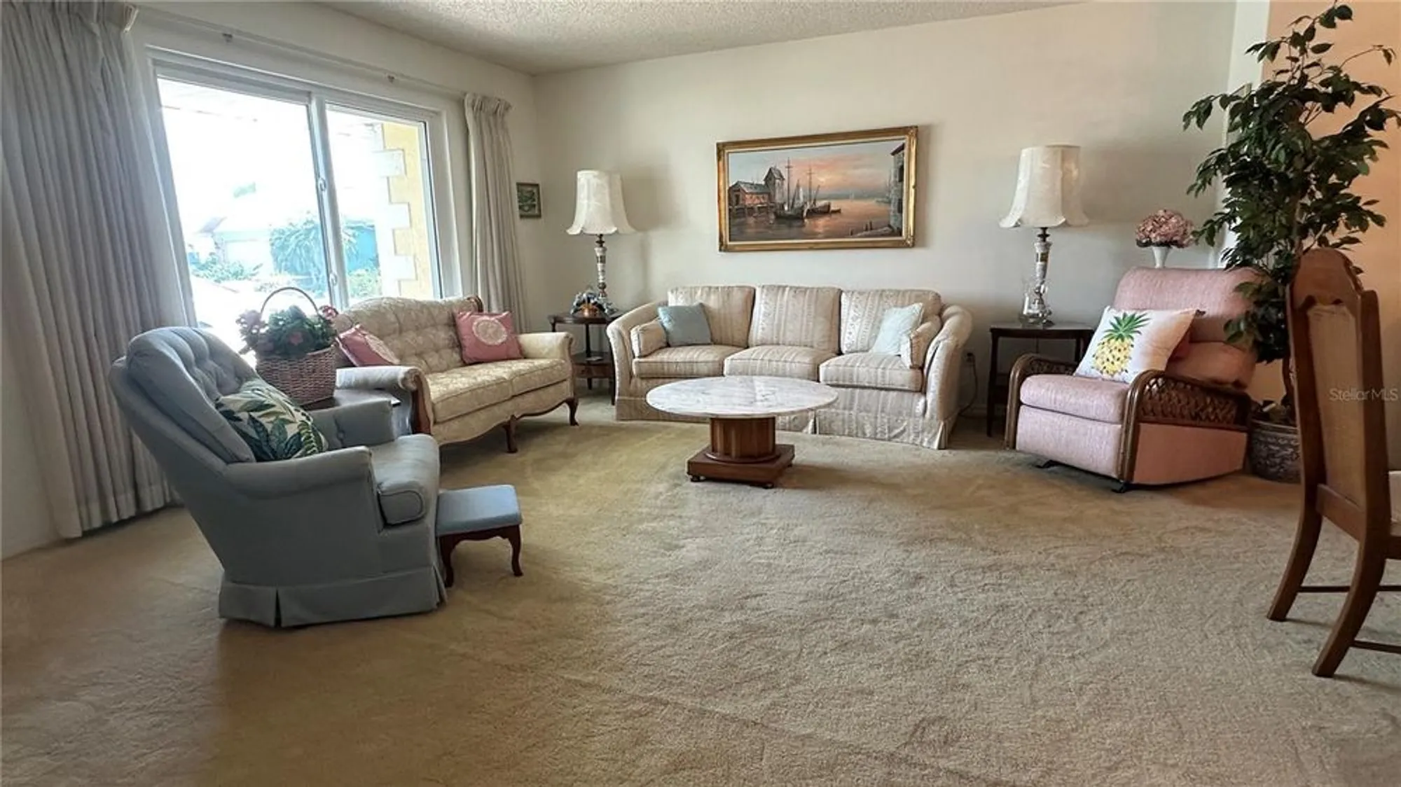 Property Slideshow image 4 of 20 | 205 strongbow ct, Sun City Center, FL, 33573