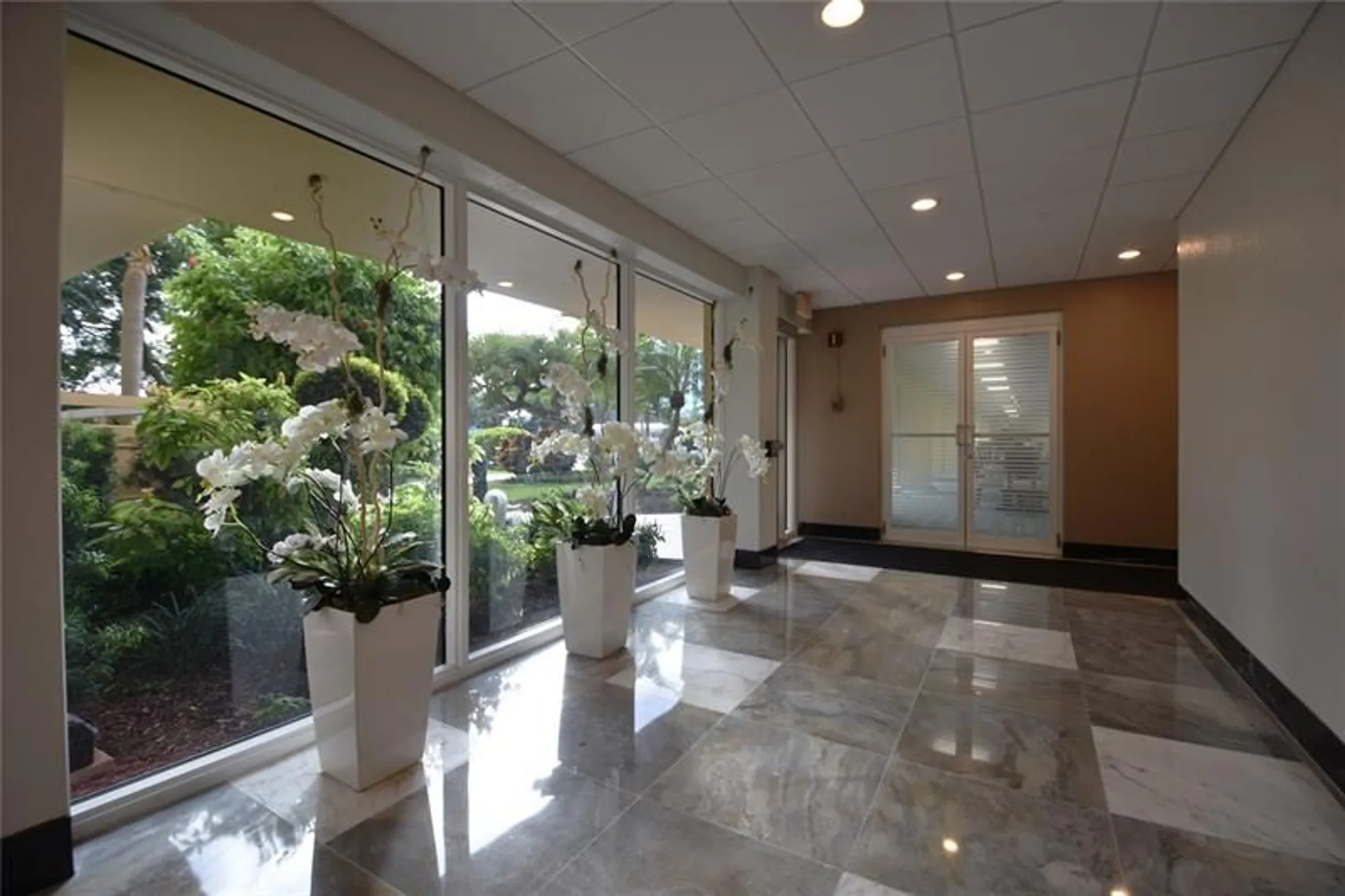 Property Slideshow image 25 of 38 | 3333 ne 34th st 1402, Fort Lauderdale, FL, 33308