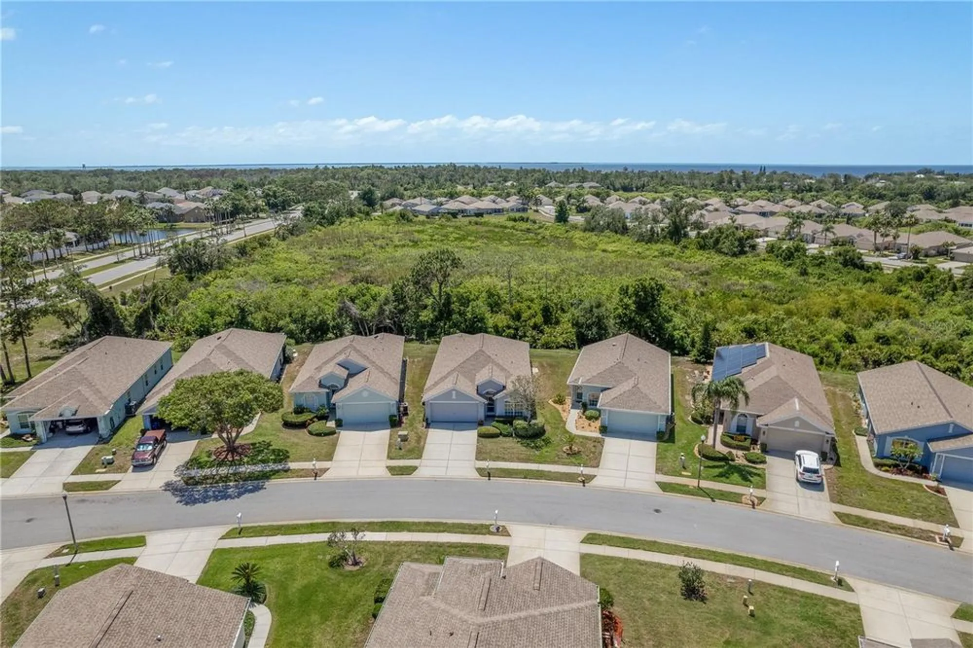 Property Slideshow image 36 of 90 | 2747 wood pointe dr, Holiday, FL, 34691