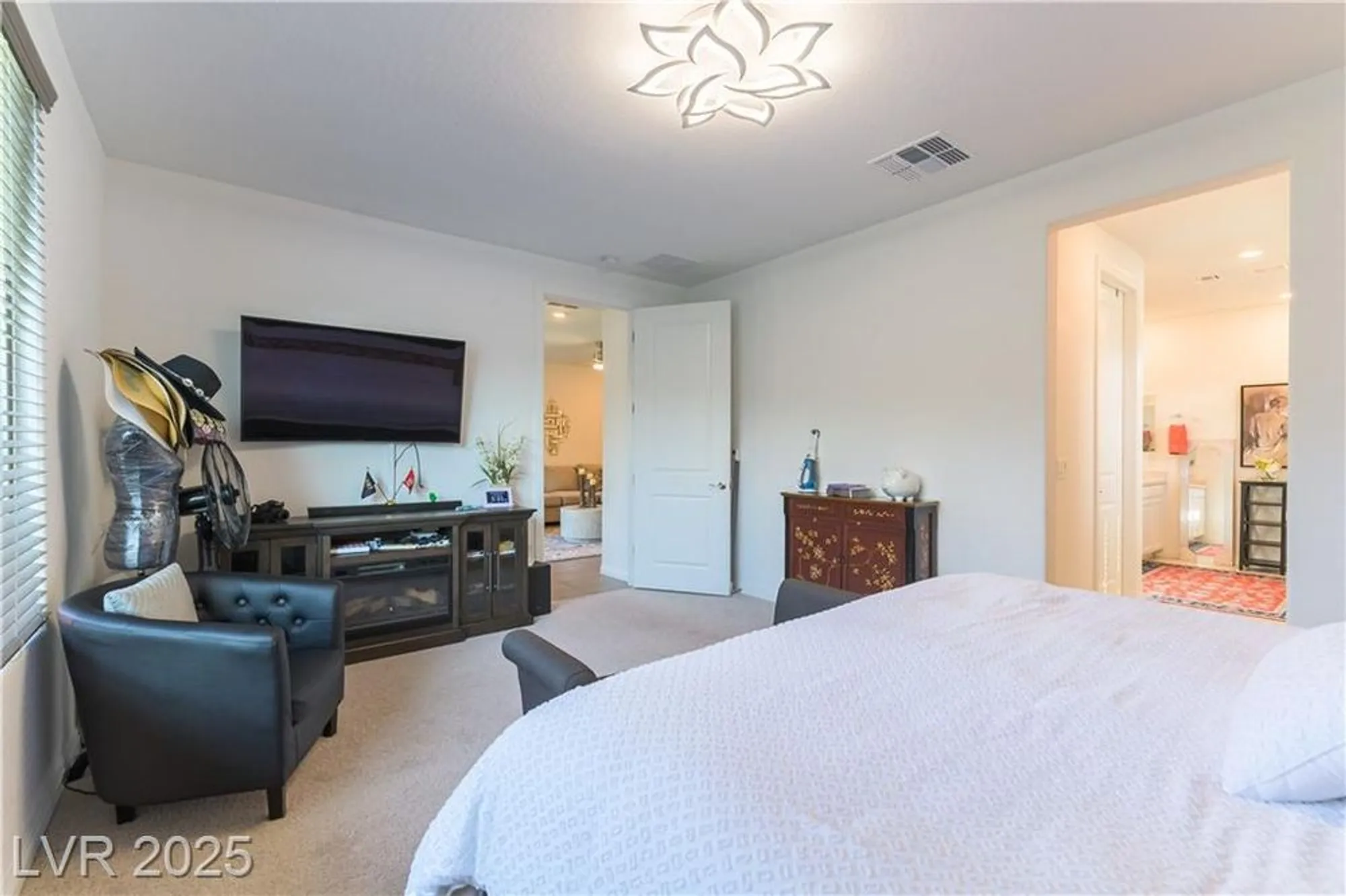 Property Slideshow image 18 of 31 | 2014 millergrove ave, North Las Vegas, NV, 89086