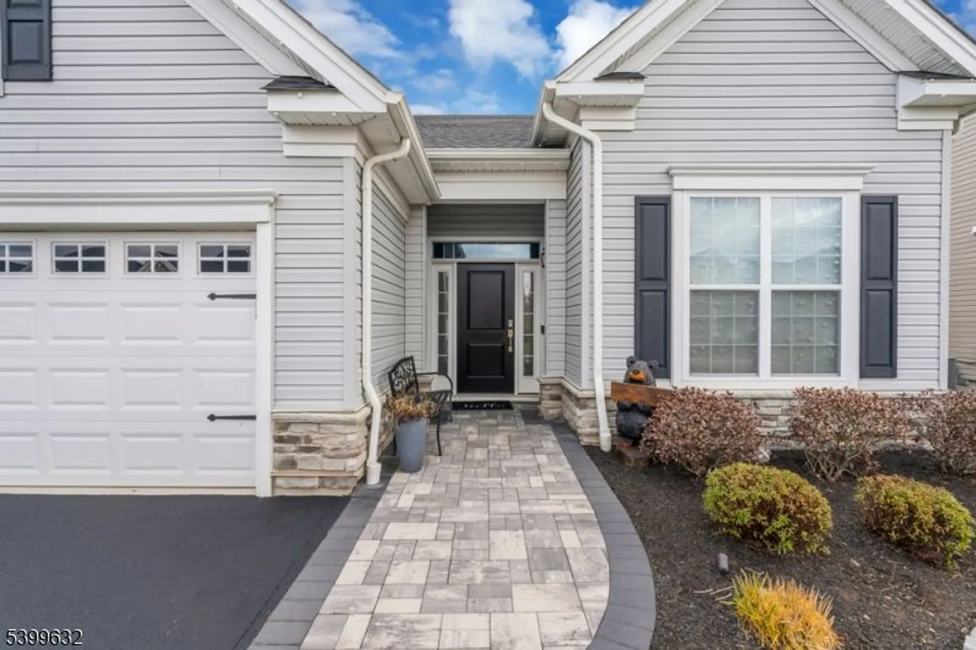 Property Slideshow image 3 of 44 | 48 drake way, Flanders, NJ, 07836