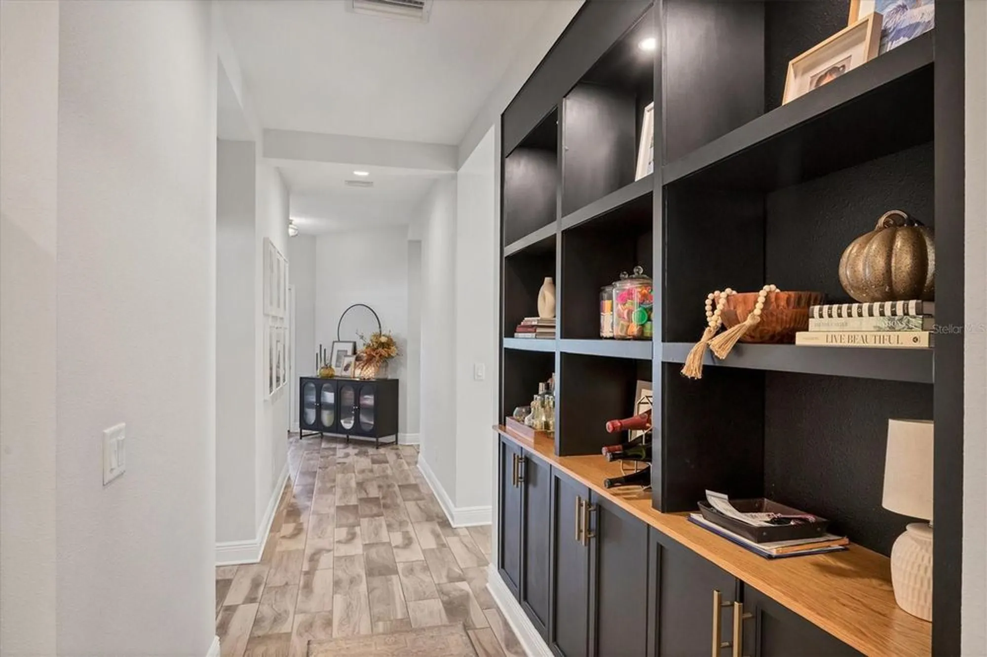 Property Slideshow image 10 of 73 | 12618 coastal breeze way, Bradenton, FL, 34211