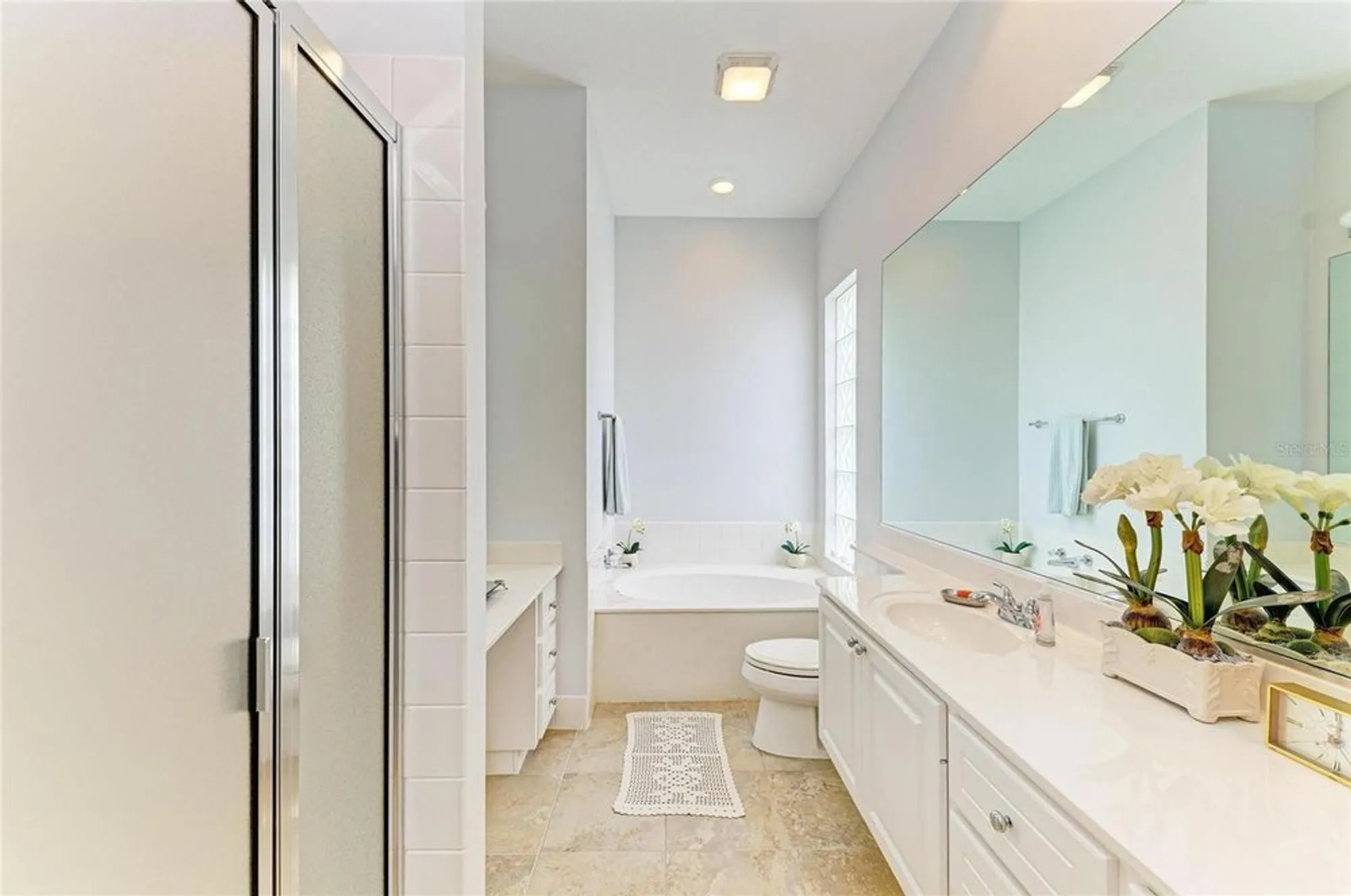 Property Slideshow image 27 of 65 | 5827 benevento dr, Sarasota, FL, 34238