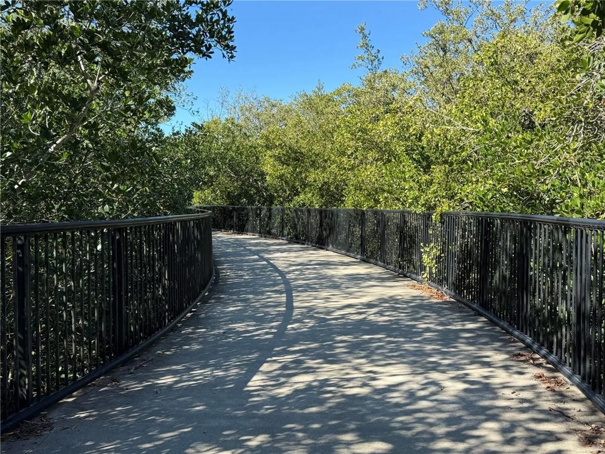 Property Slideshow image 82 of 99 | 5925 shore blvd 505, Gulfport, FL, 33707