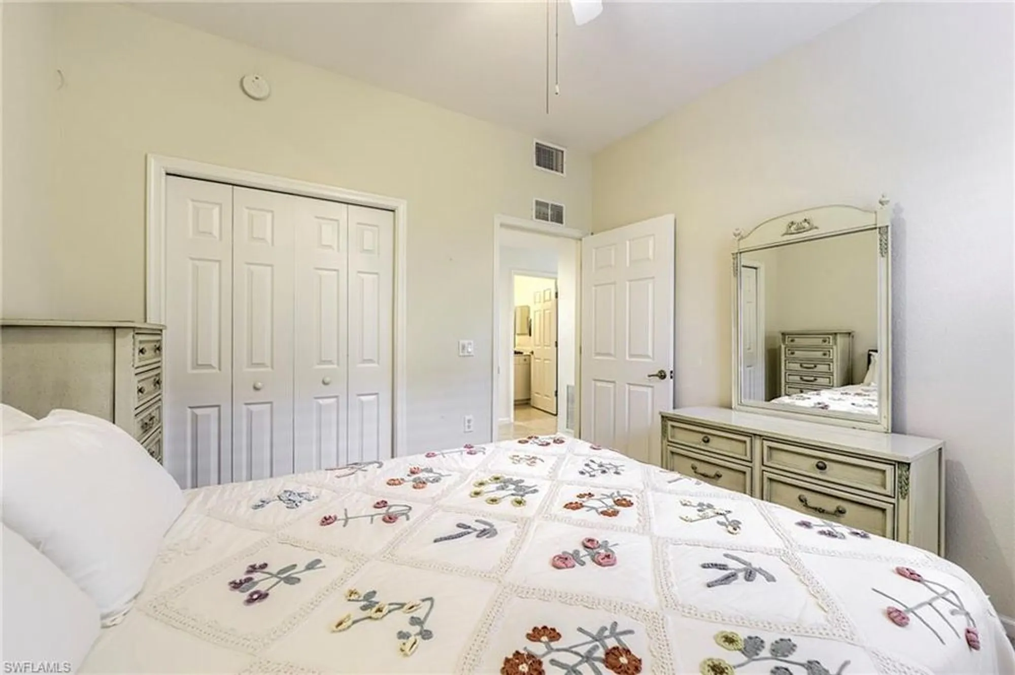 Property Slideshow image 30 of 50 | 3010 meandering way apt 102, Fort Myers, FL, 33905