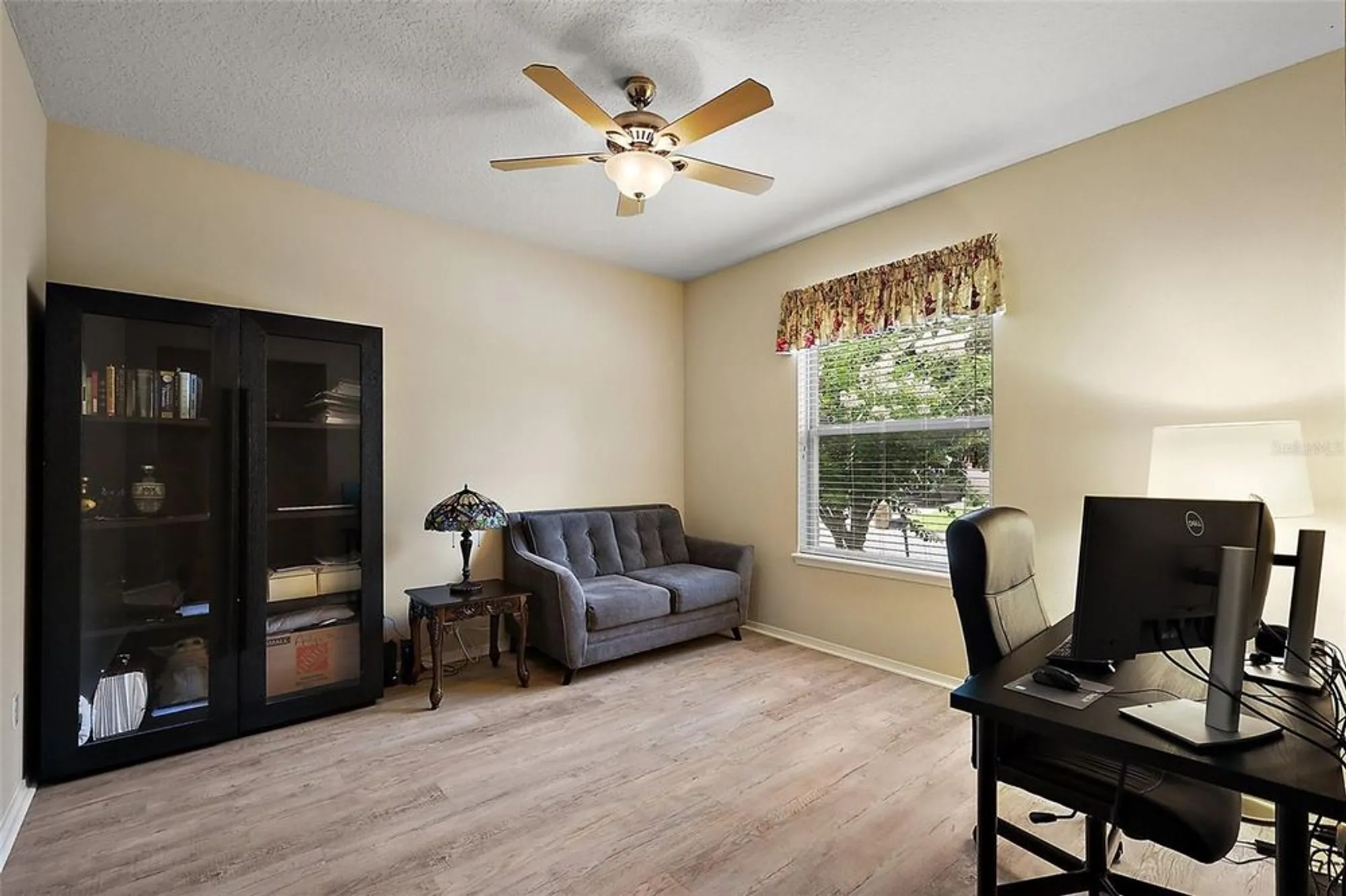 Property Slideshow image 16 of 37 | 20945 oldenburg loop, Mount Dora, FL, 32757