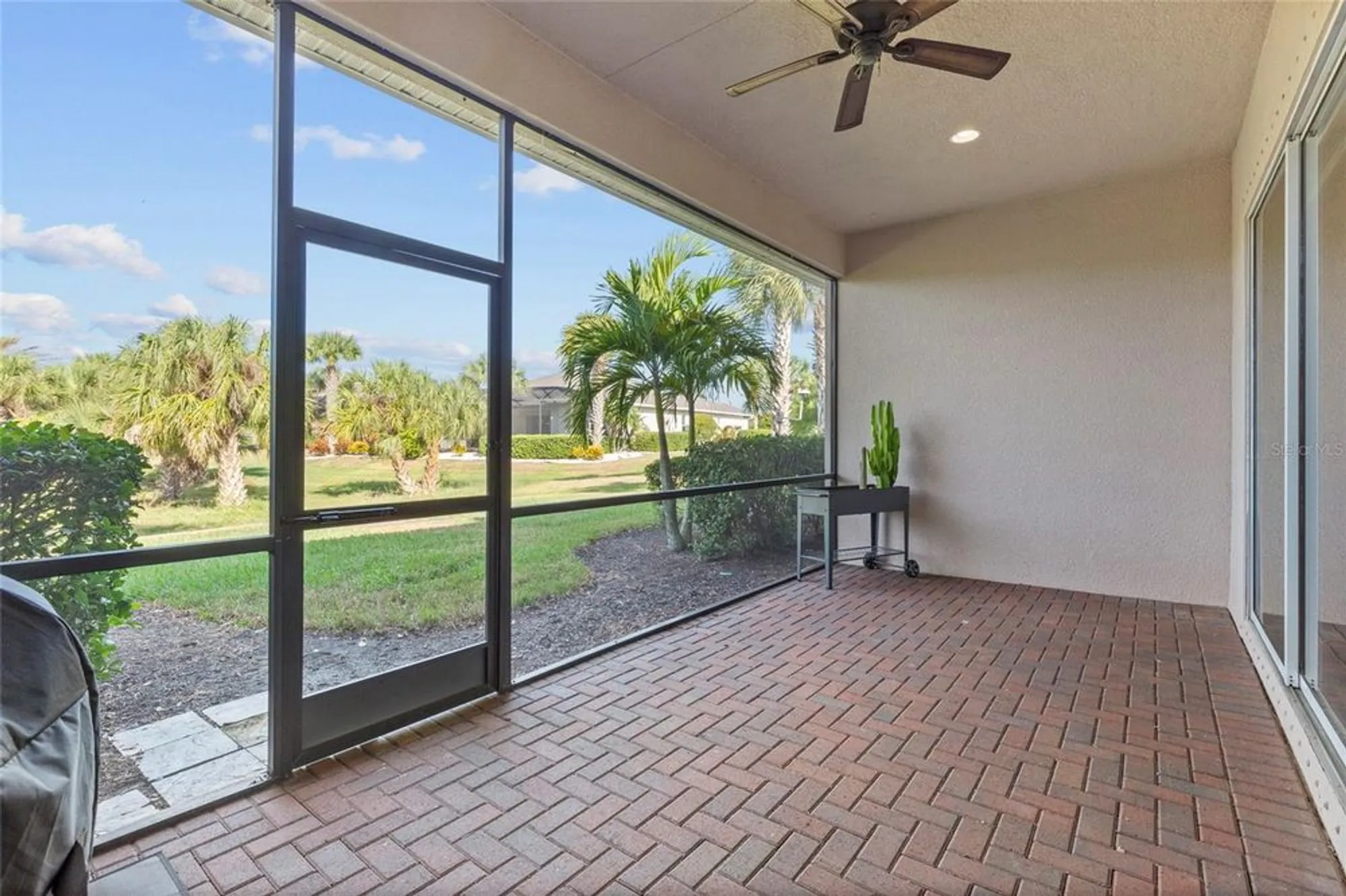 Property Slideshow image 14 of 51 | 942 preservation st, Bradenton, FL, 34208