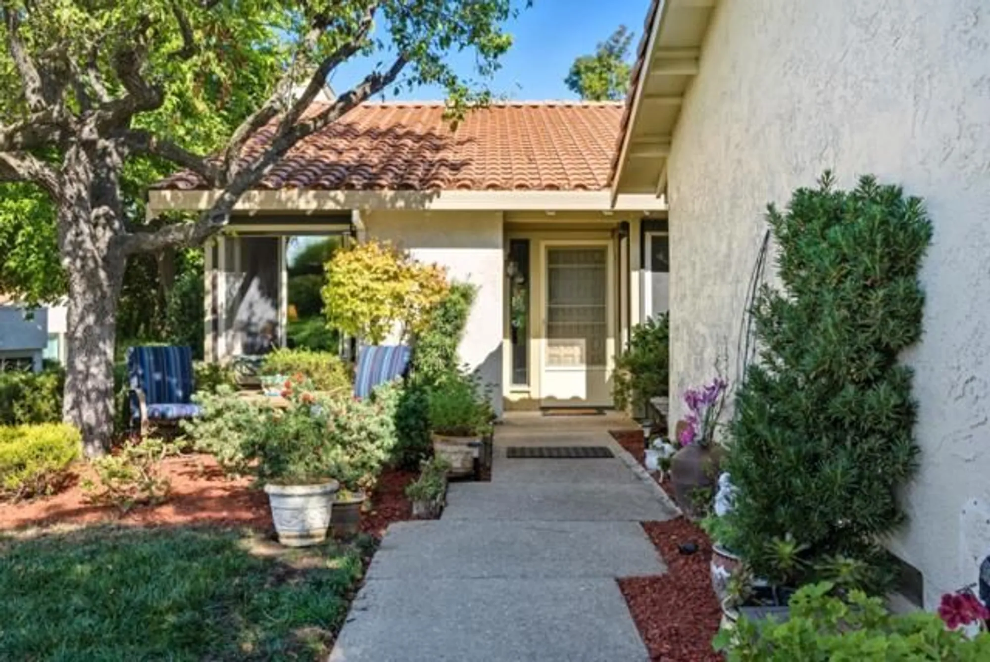 Property Slideshow image 3 of 34 | 8423 chenin blanc ln, San Jose, CA, 95135