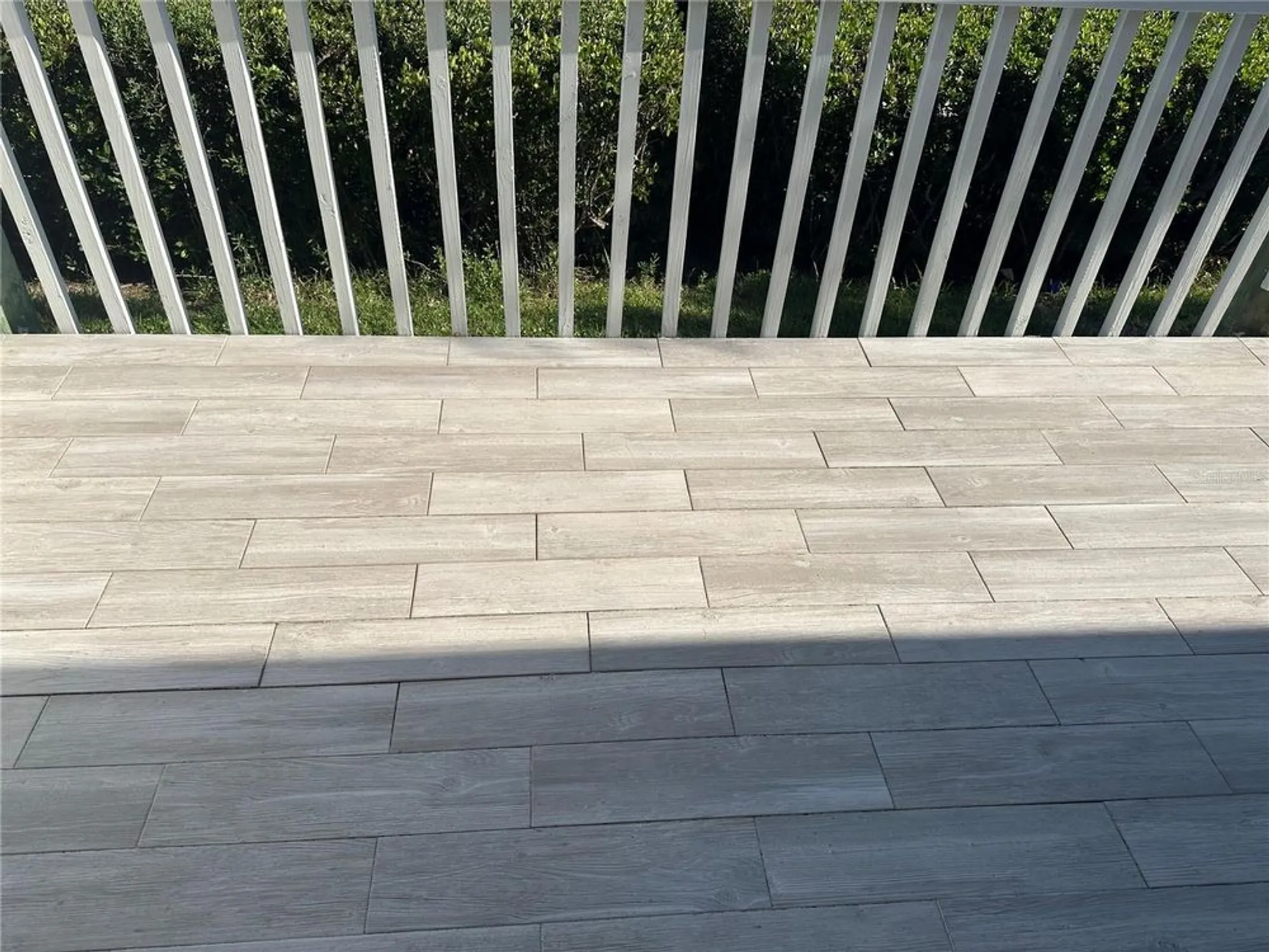 Property Slideshow image 18 of 37 | 967 waterside ln, Bradenton, FL, 34209