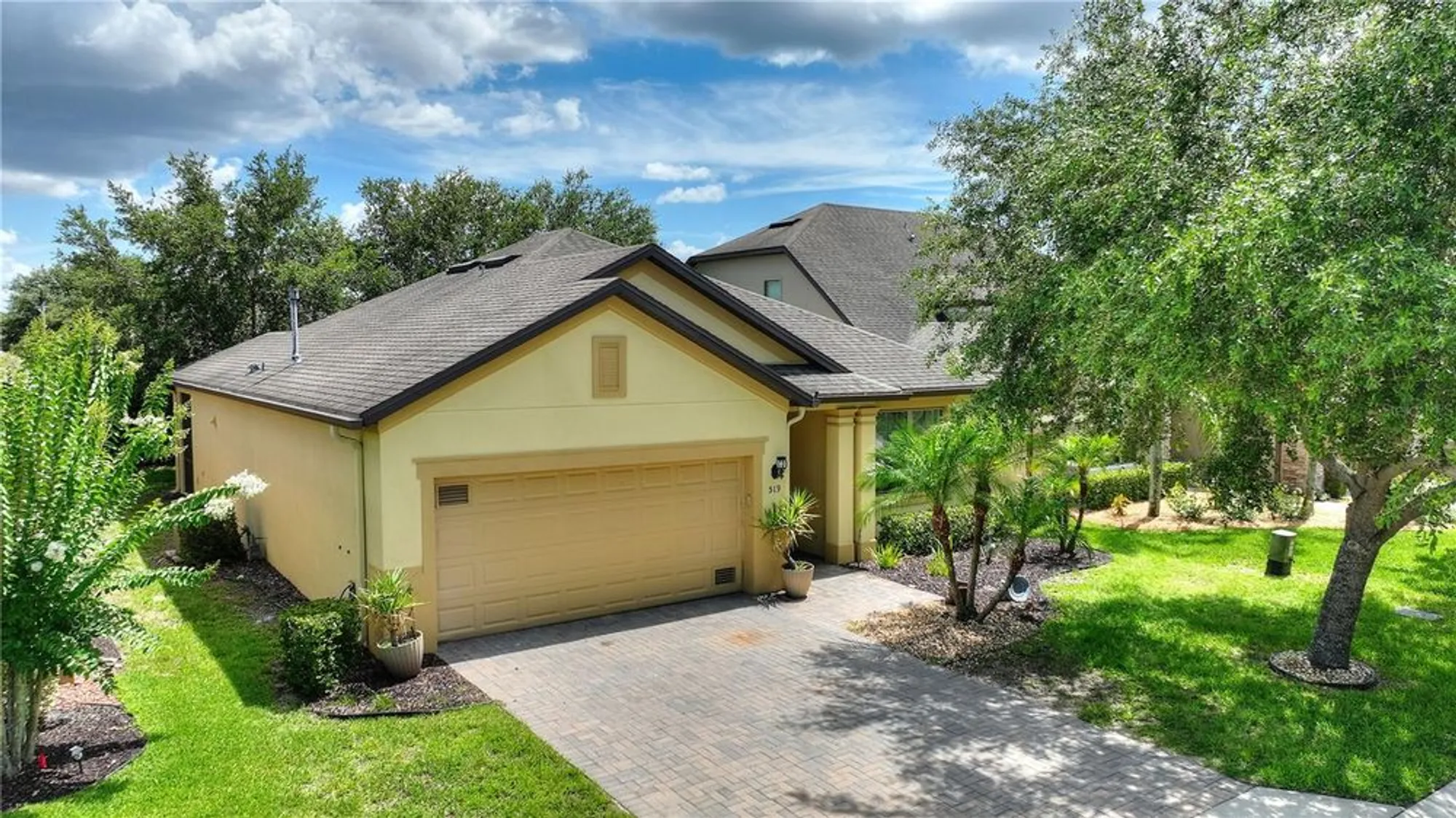 Property Slideshow image 2 of 35 | 519 cadiz dr, Davenport, FL, 33837