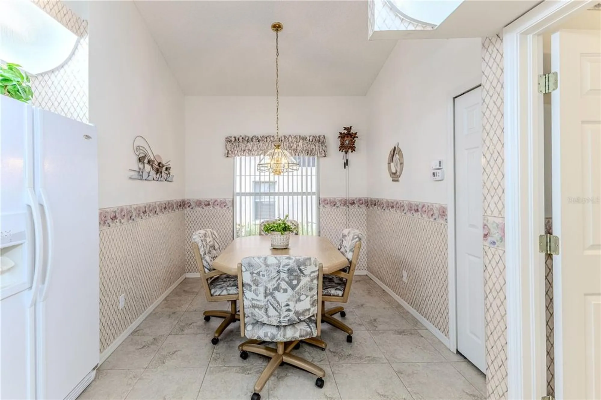 Property Slideshow image 15 of 51 | 464 mistwood ct, Spring Hill, FL, 34609