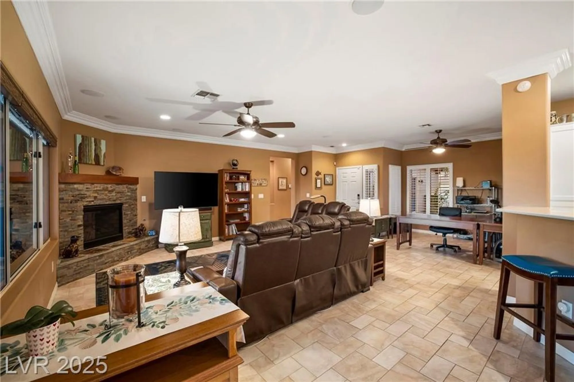 Property Slideshow image 4 of 24 | 2731 goldcreek st, Henderson, NV, 89052