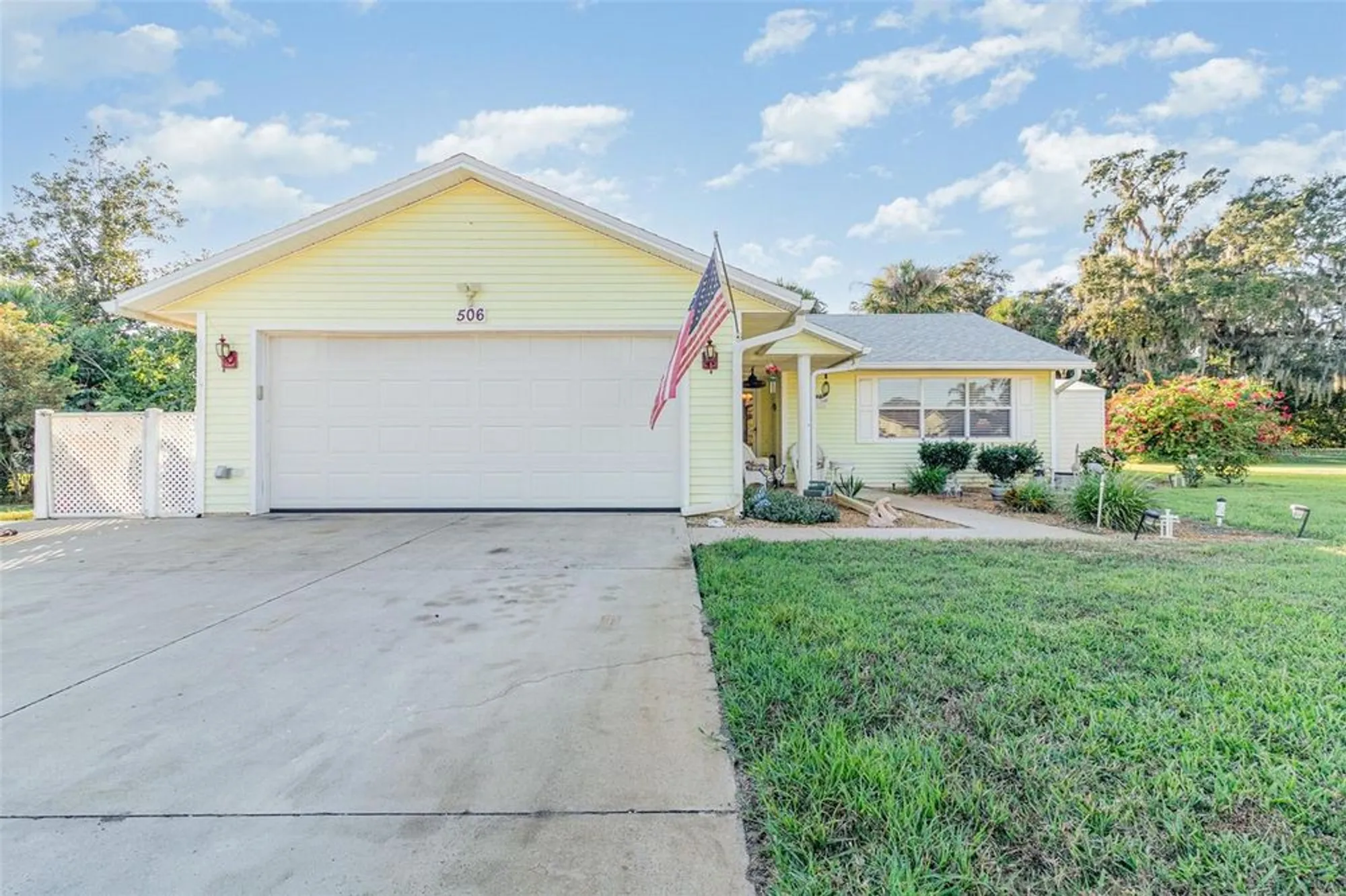 Property Slideshow image 3 of 30 | 506 galloway ct, Leesburg, FL, 34788