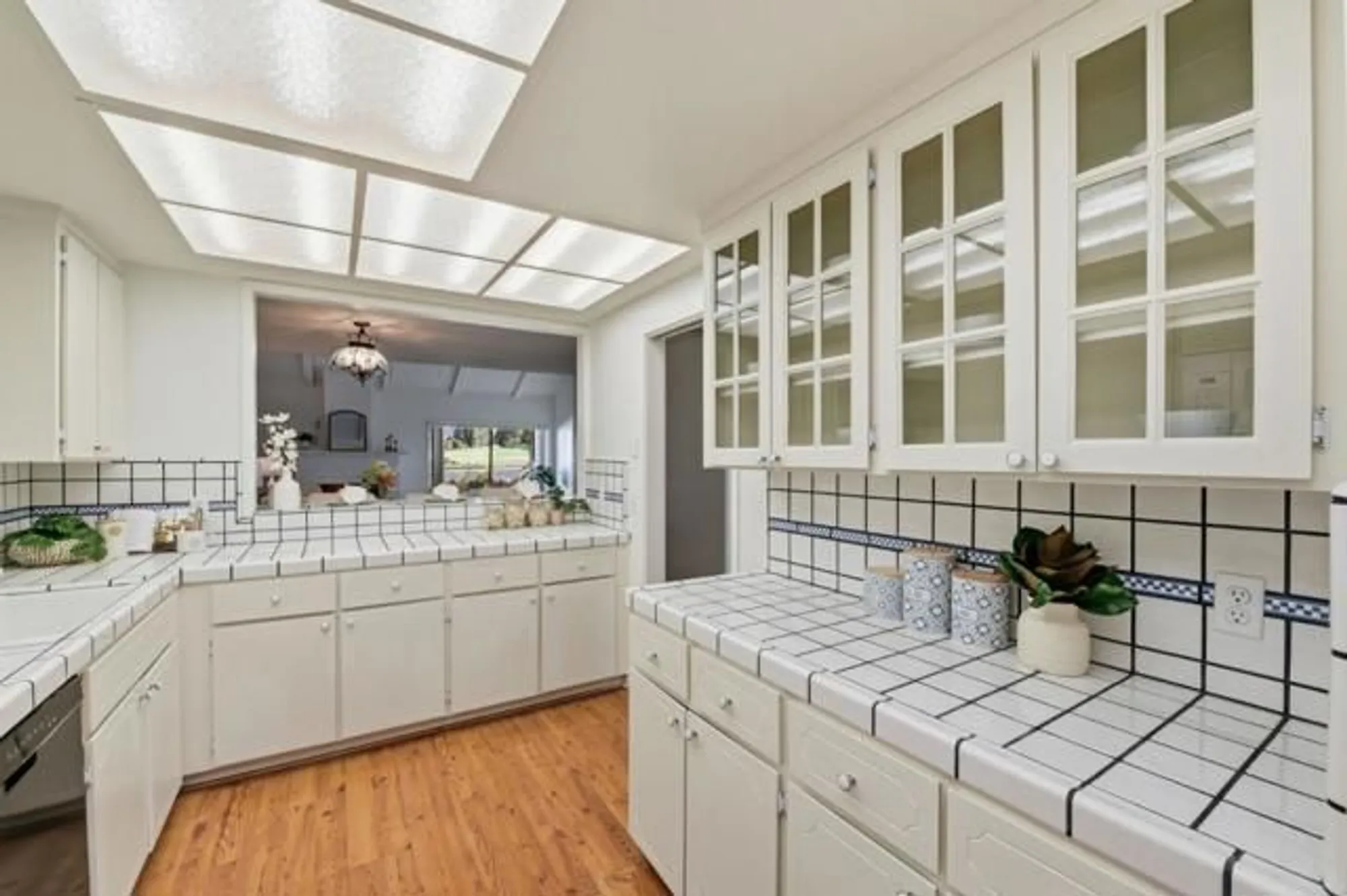 Property Slideshow image 12 of 38 | 6098 montgomery ct, San Jose, CA, 95135