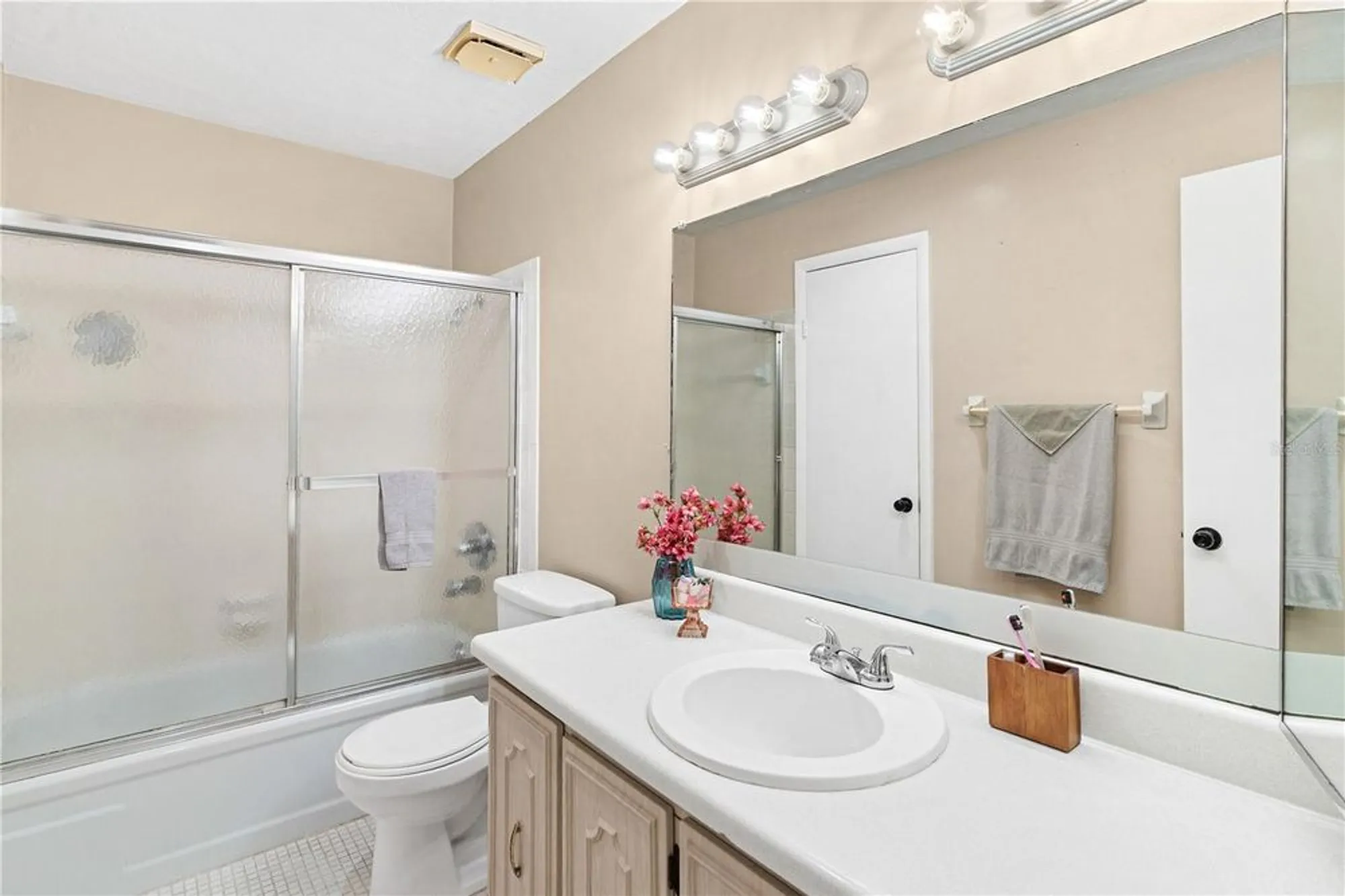 Property Slideshow image 30 of 40 | 14202 sandalwood dr # 202, Wildwood, FL, 34785