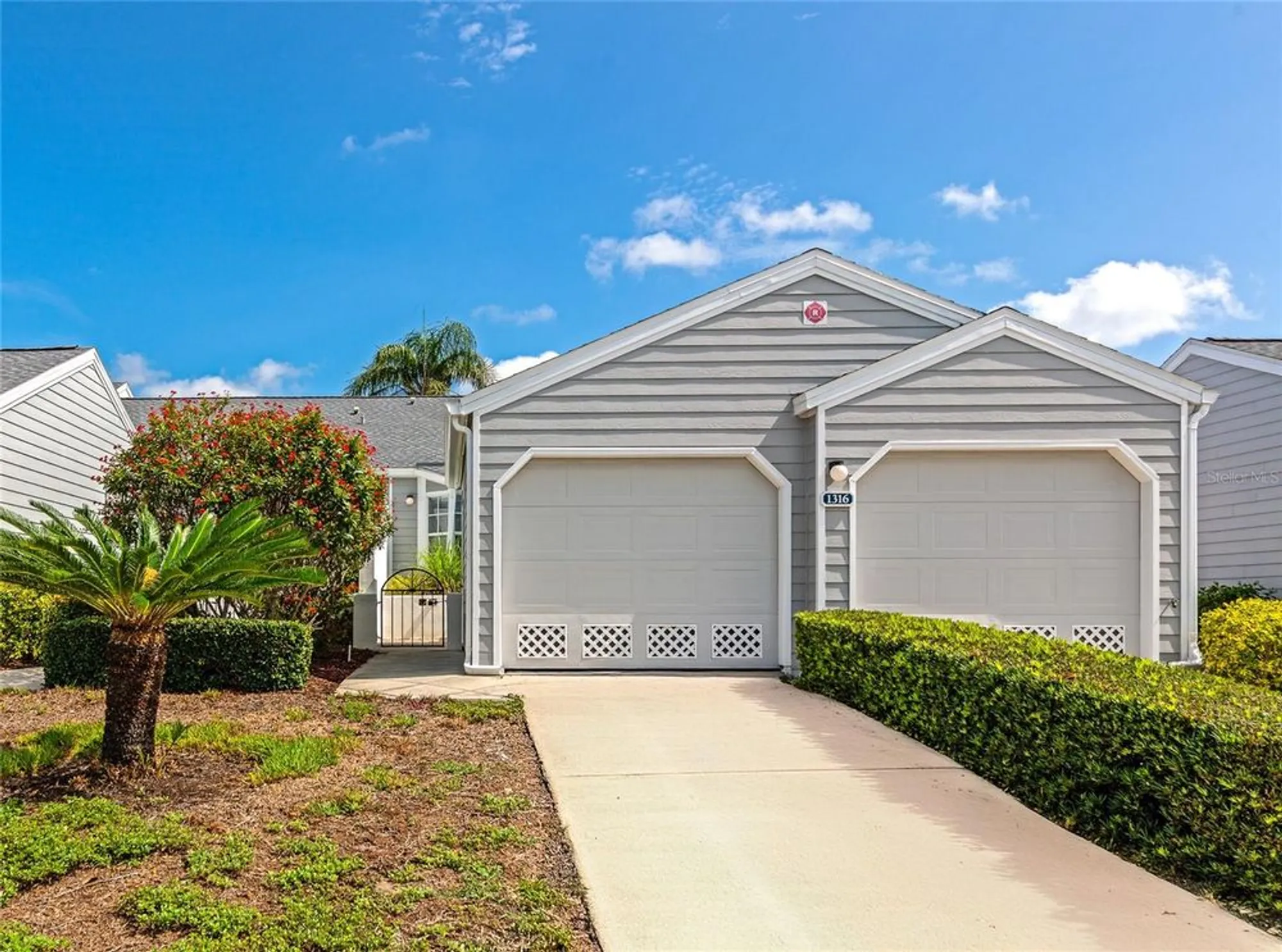 Property Slideshow image 4 of 62 | 1316 perico point cir, Bradenton, FL, 34209