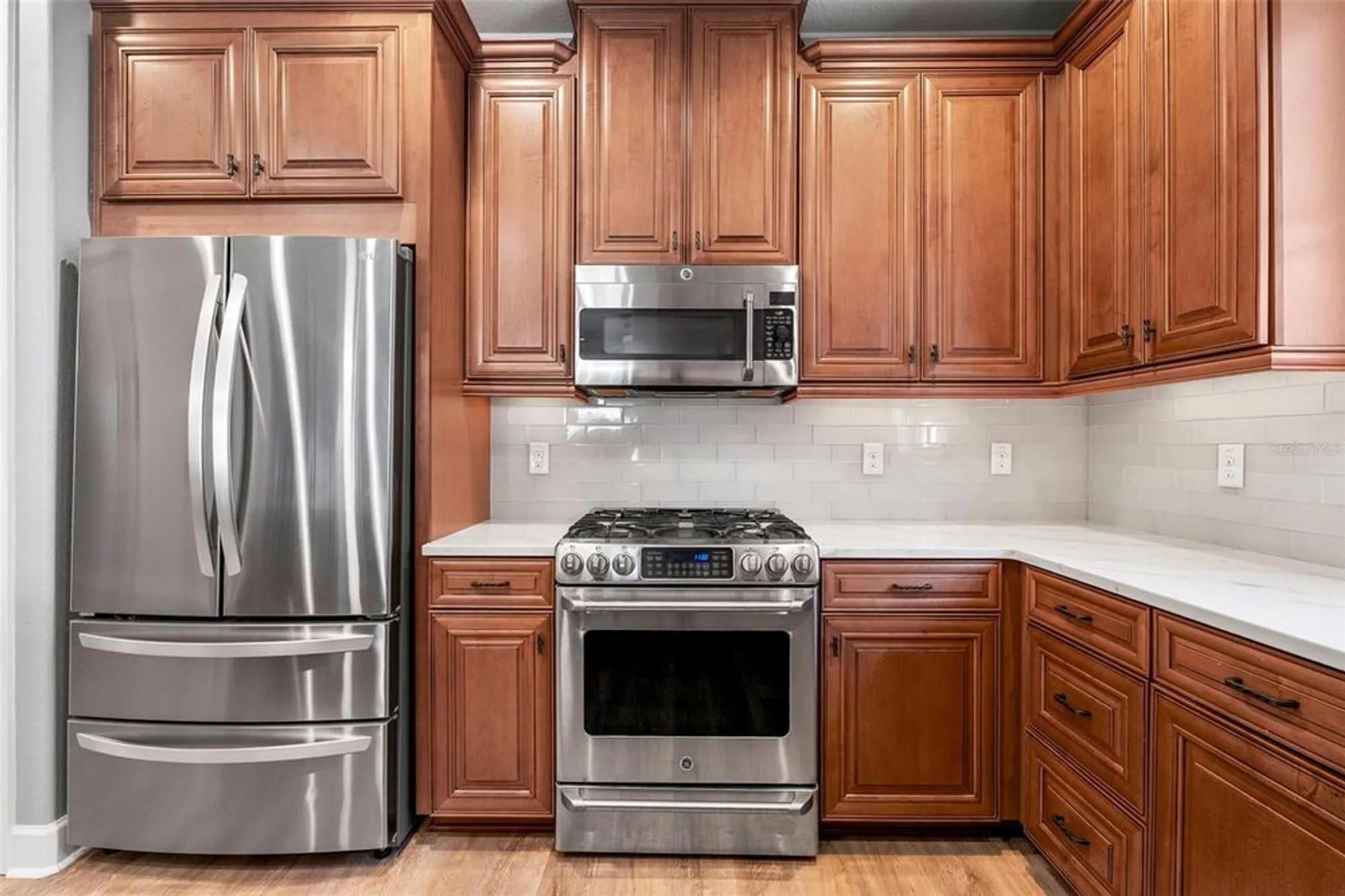 Property Slideshow image 11 of 52 | 4816 heinman cv, Palmetto, FL, 34221