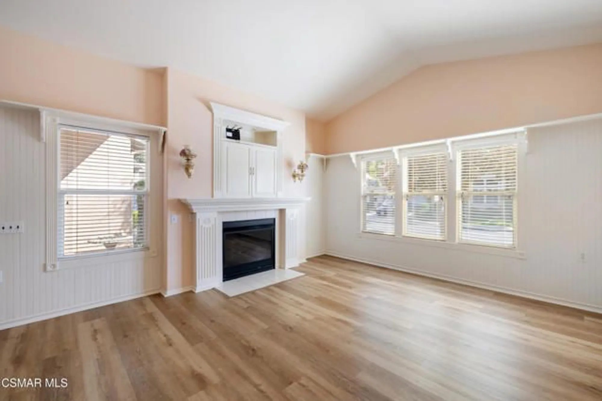 Property Slideshow image 6 of 32 | 5657 pansy st, Simi Valley, CA, 93063