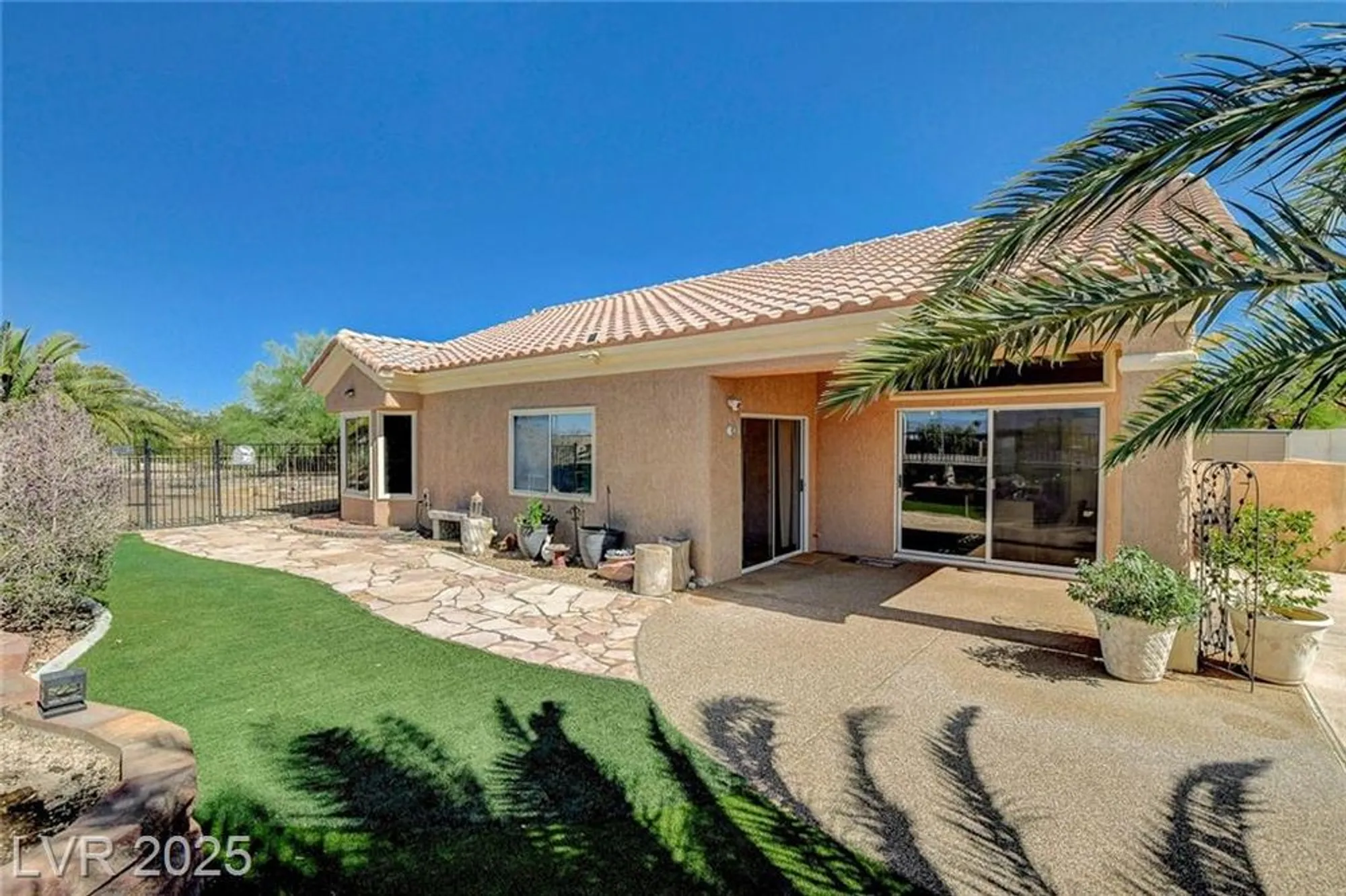 Property Slideshow image 33 of 66 | 3112 haddon dr, Las Vegas, NV, 89134