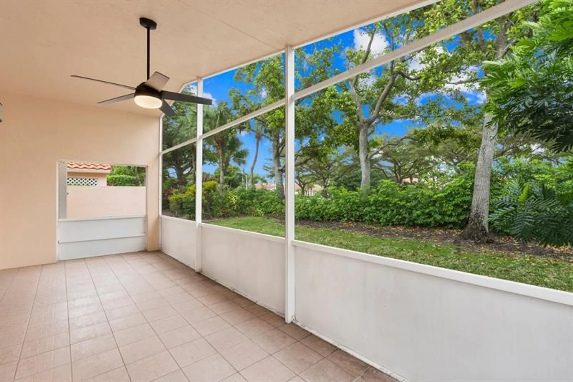 Property Slideshow image 18 of 36 | 11826 haddon pkwy, Boynton Beach, FL, 33437