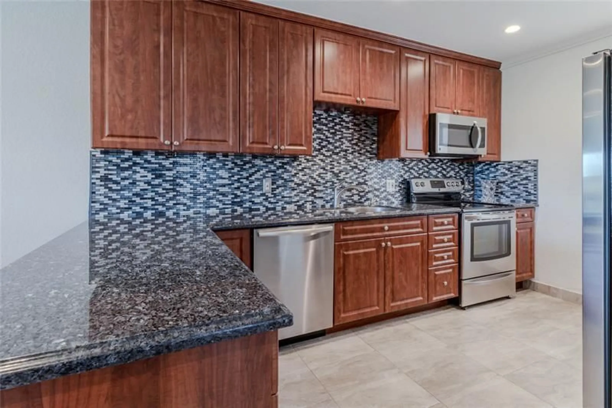 Property Slideshow image 46 of 67 | 7855 nw 5th ct 201, Margate, FL, 33063