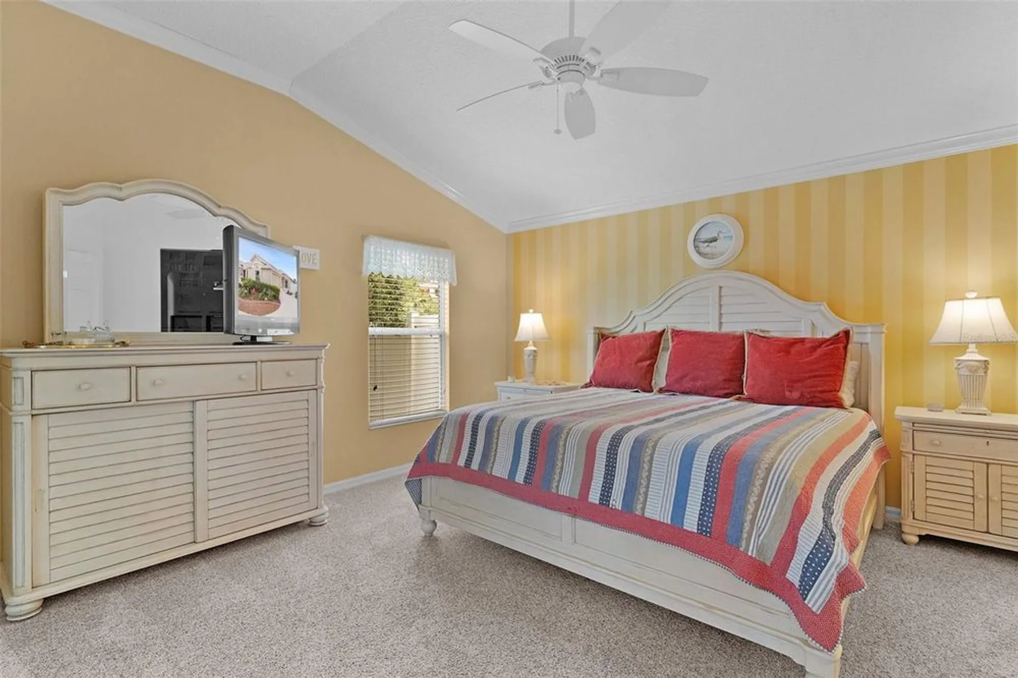 Property Slideshow image 18 of 50 | 2019 altamonte way, The Villages, FL, 32162