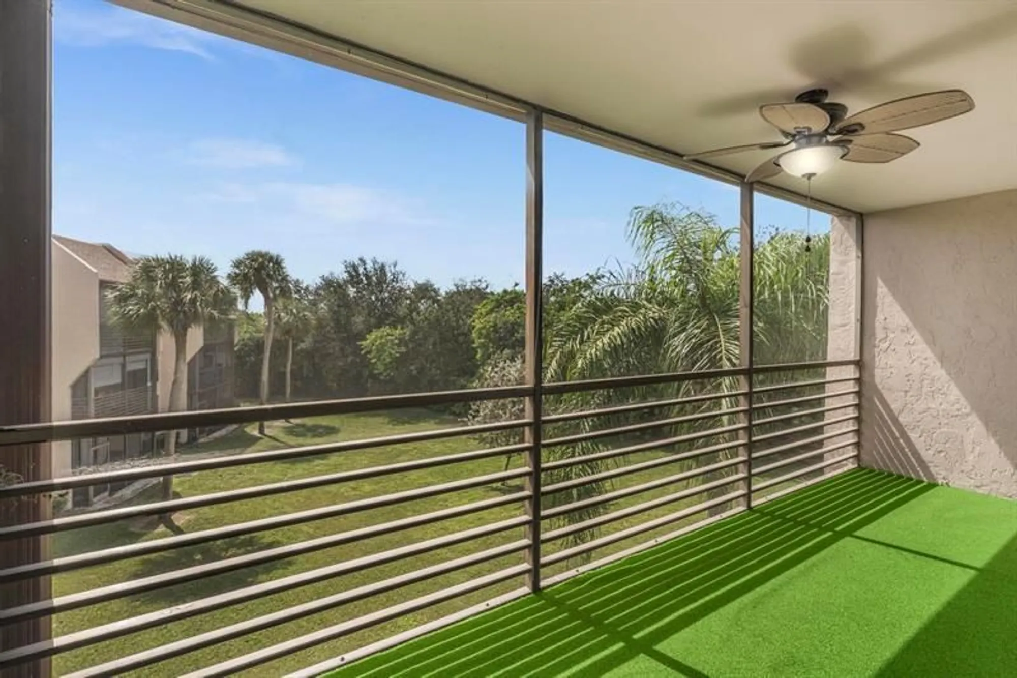 Property Slideshow image 35 of 48 | 6351 n university dr 324, Tamarac, FL, 33321