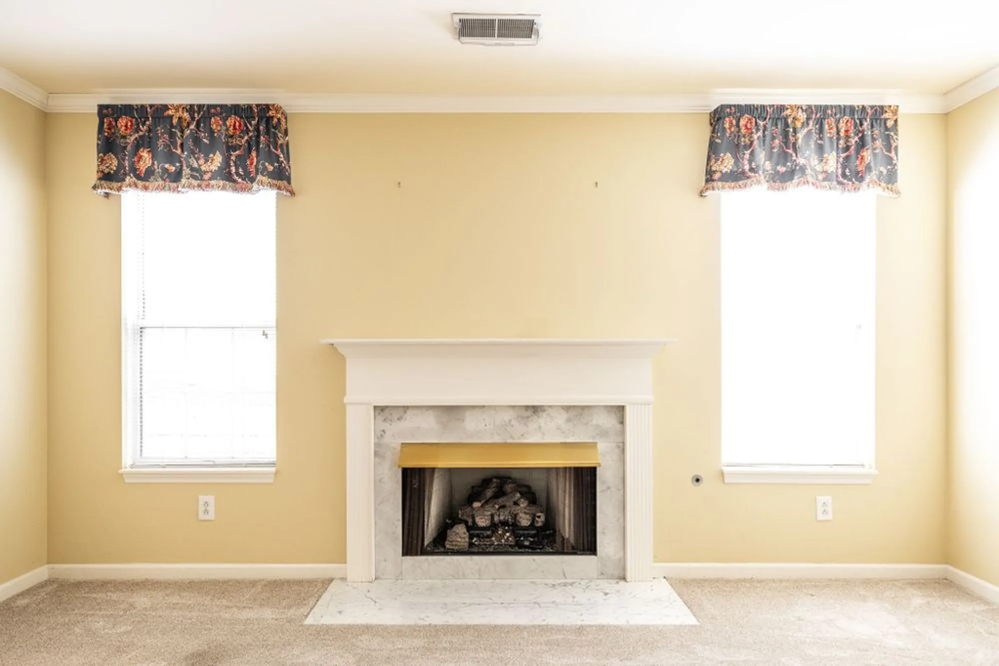 Property Slideshow image 10 of 54 | 115 newsom grn, Nashville, TN, 37221