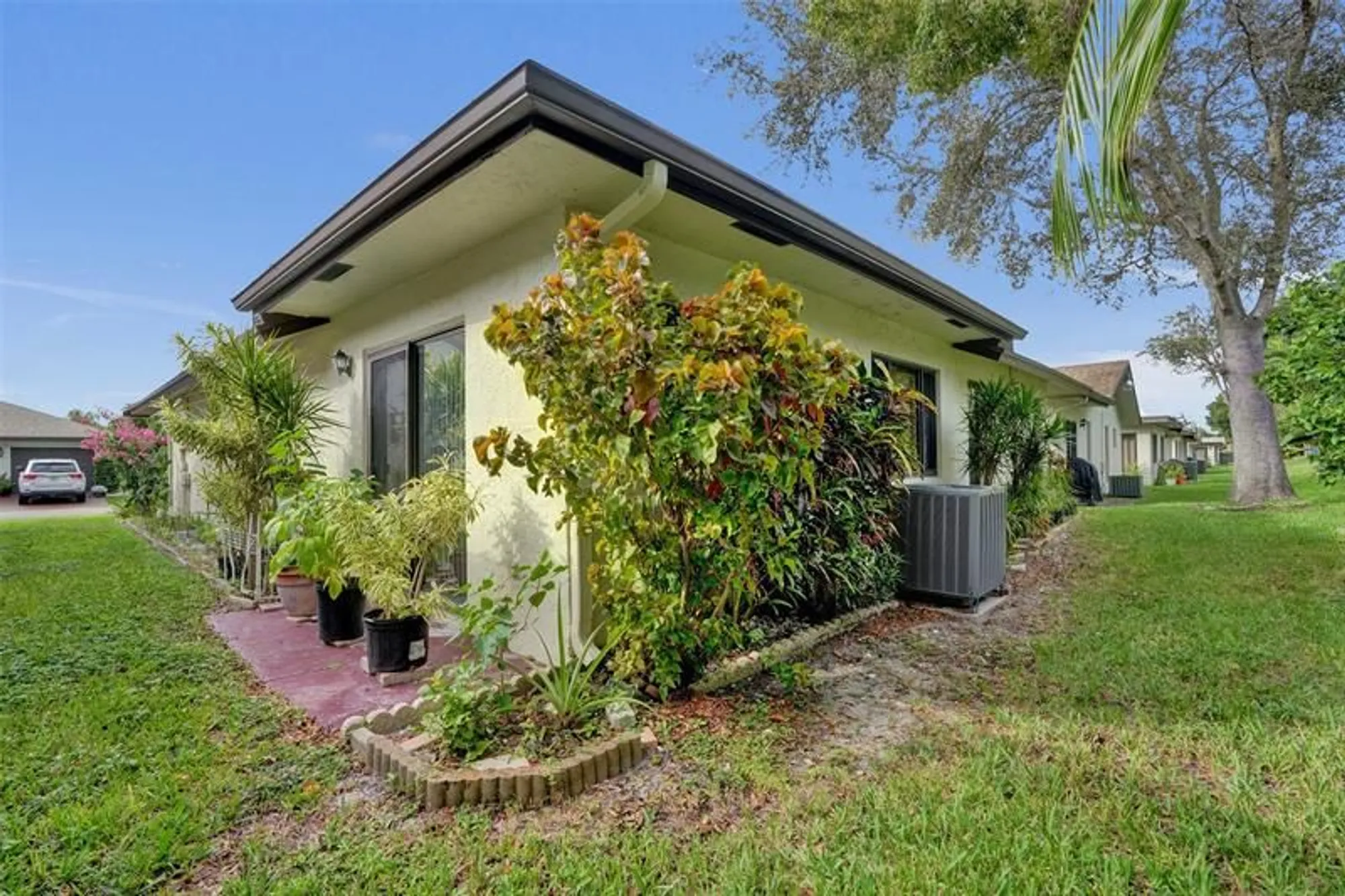 Property Slideshow image 37 of 73 | 1752 sw 19th ave, Deerfield Beach, FL, 33442
