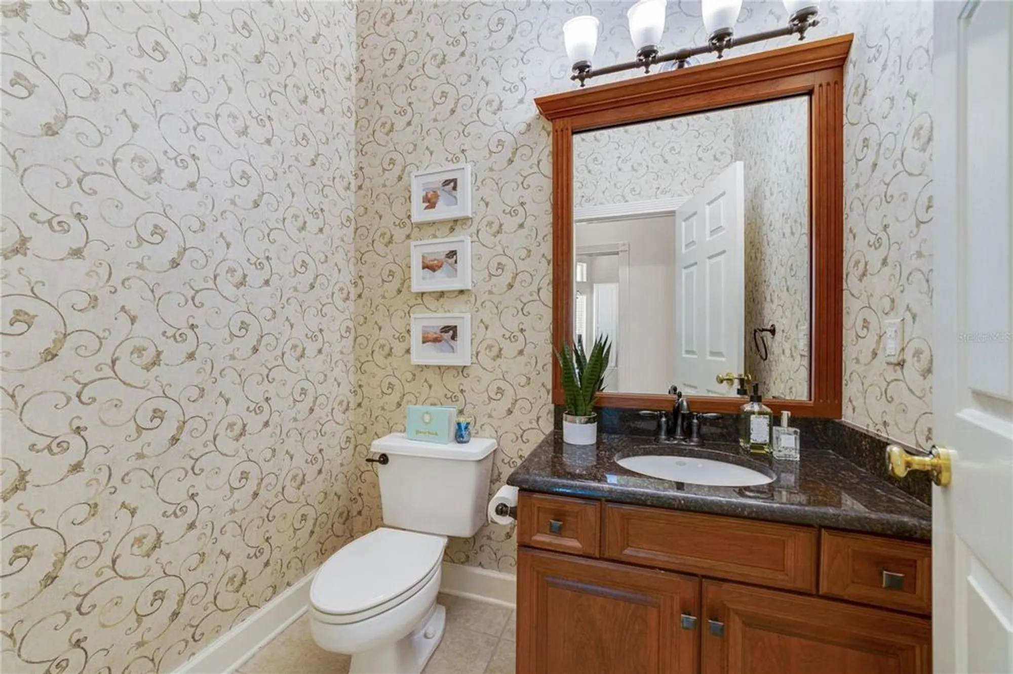 Property Slideshow image 28 of 54 | 1741 edgewater dr, Mount Dora, FL, 32757