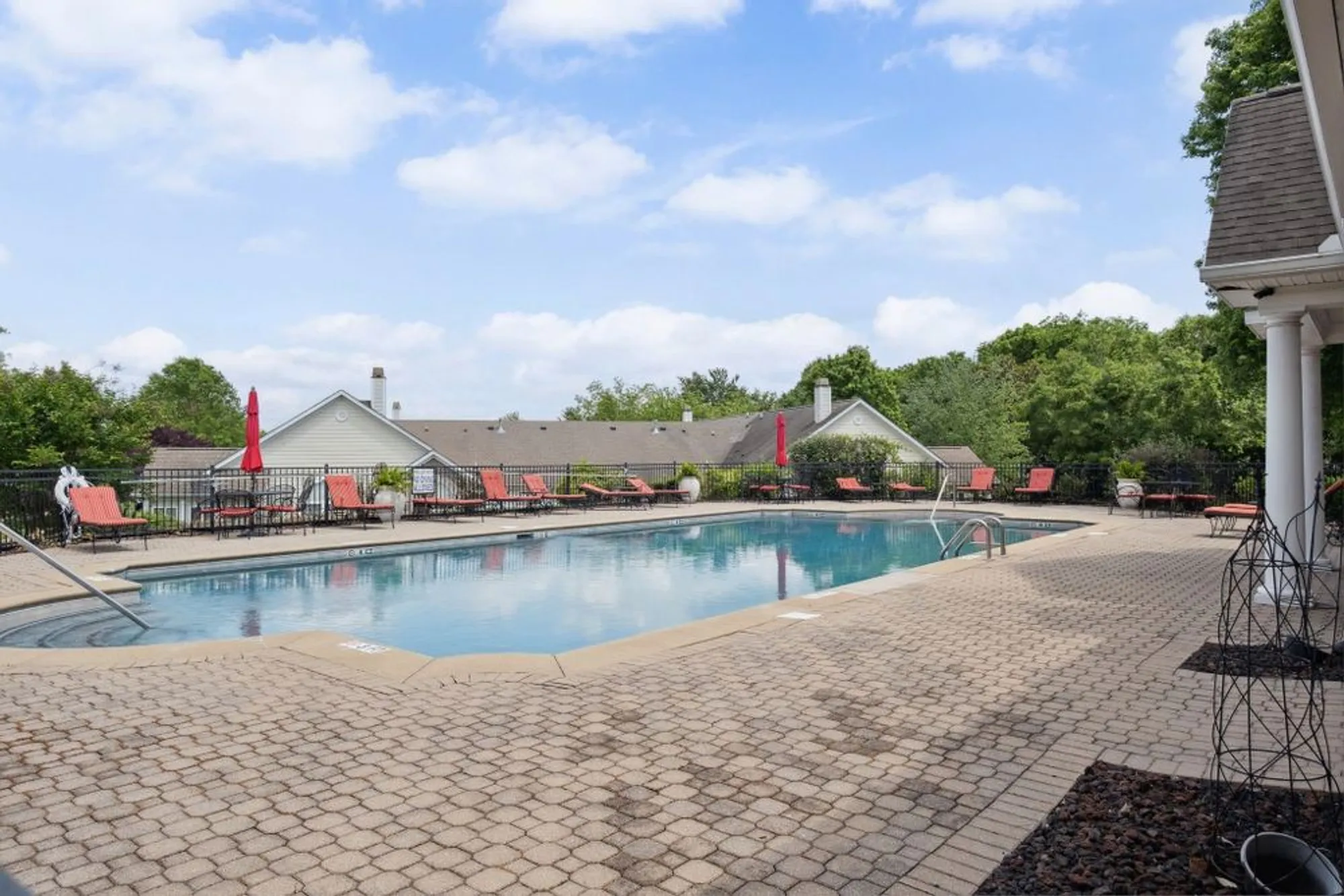 Property Slideshow image 31 of 32 | 825 s browns ln 1501, Gallatin, TN, 37066