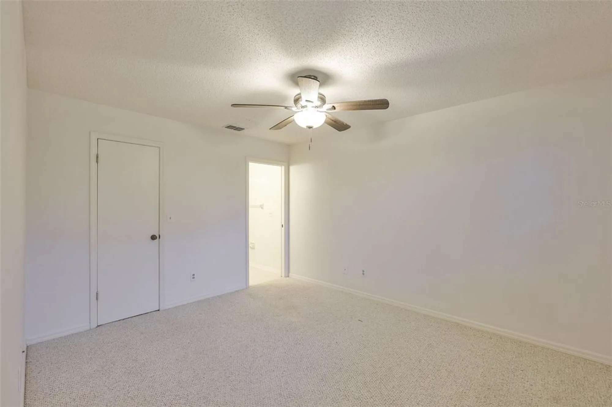 Property Slideshow image 21 of 87 | 2122 hereford dr # 511, Sun City Center, FL, 33573
