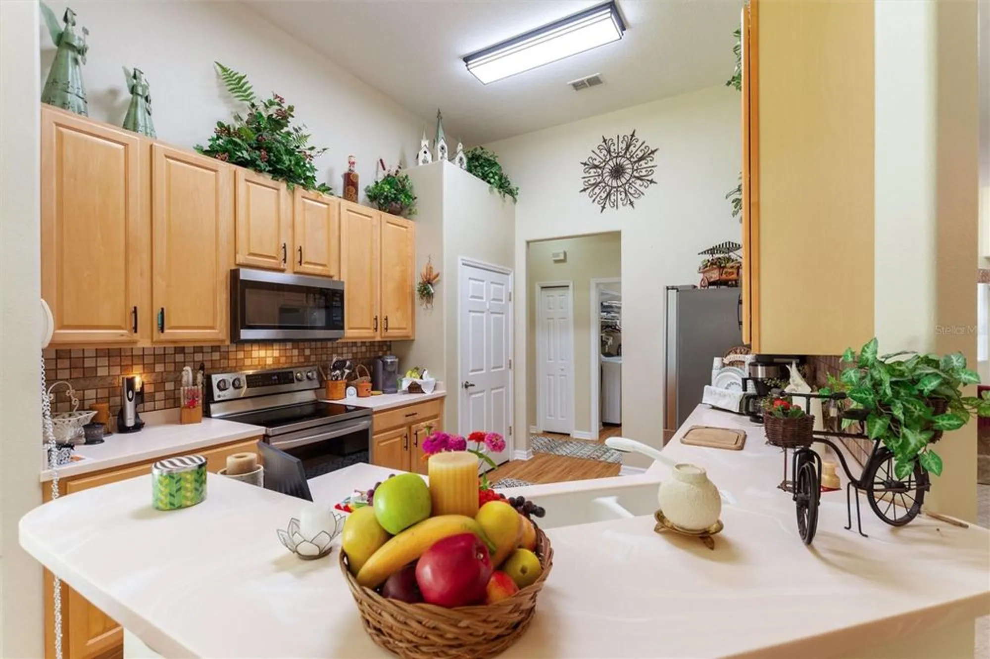 Property Slideshow image 4 of 63 | 205 cunningham dr, Davenport, FL, 33837