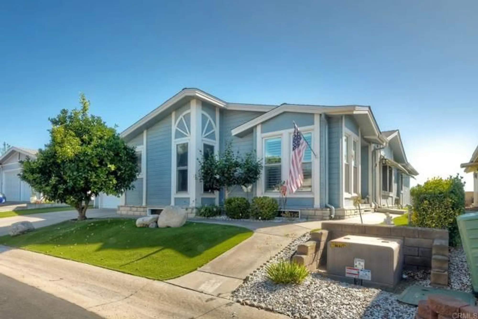 Property Slideshow image 2 of 35 | 5116 weymouth way, Oceanside, CA, 92057