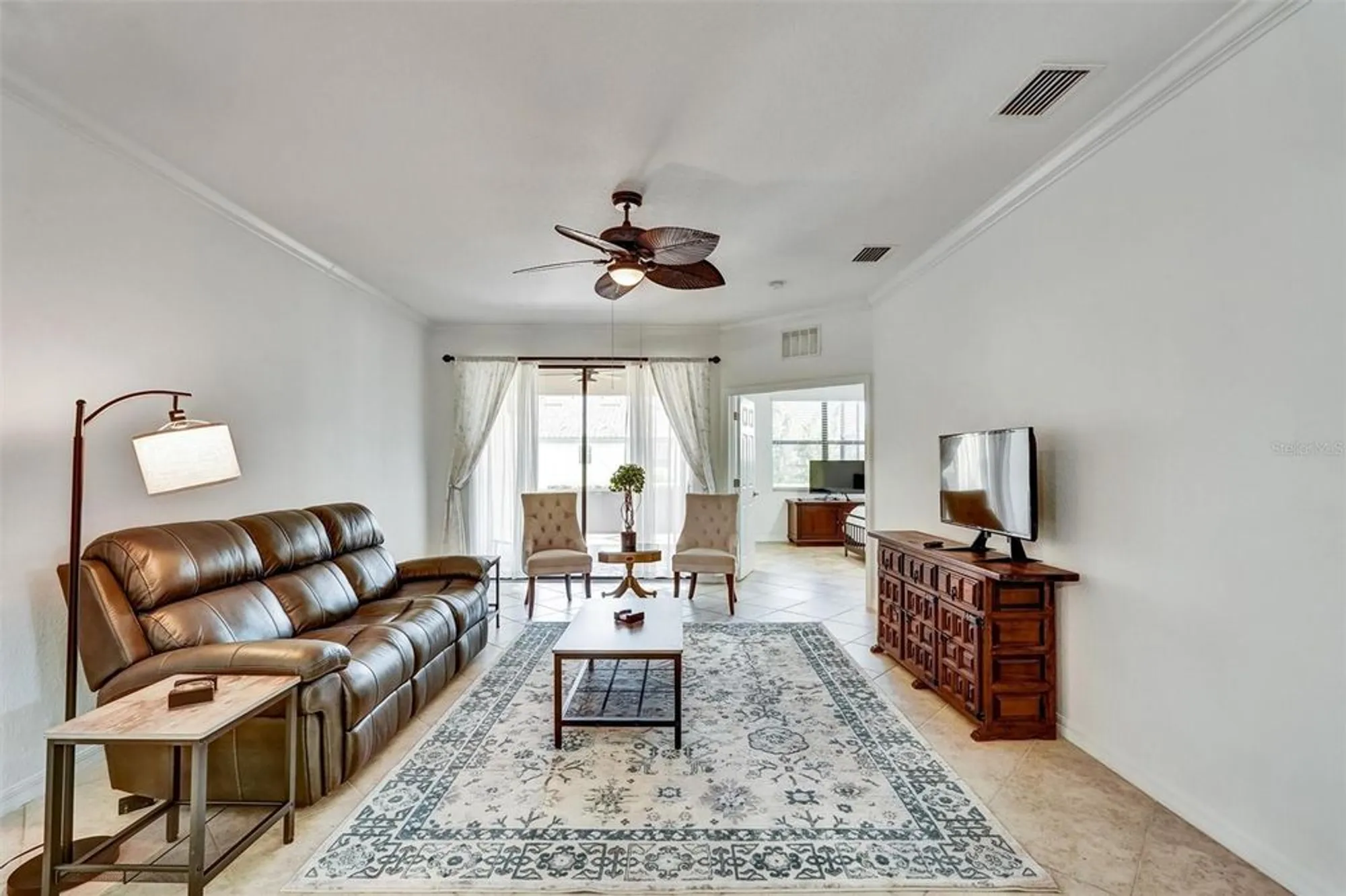 Property Slideshow image 8 of 29 | 6509 candlestick dr, Bradenton, FL, 34212