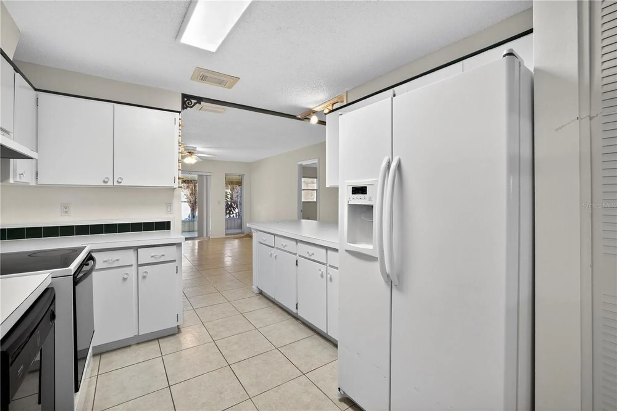 Property Slideshow image 10 of 30 | 1207 eastloch ct, Sun City Center, FL, 33573