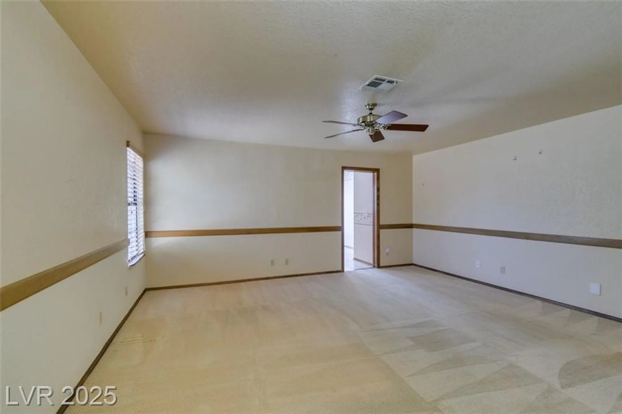 Property Slideshow image 32 of 74 | 5505 excelsior springs ln, Las Vegas, NV, 89130