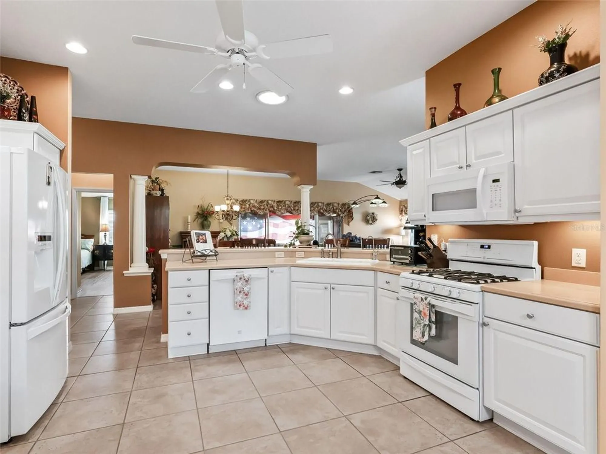 Property Slideshow image 7 of 37 | 7177 se 172nd hazelwood loop, The Villages, FL, 32162