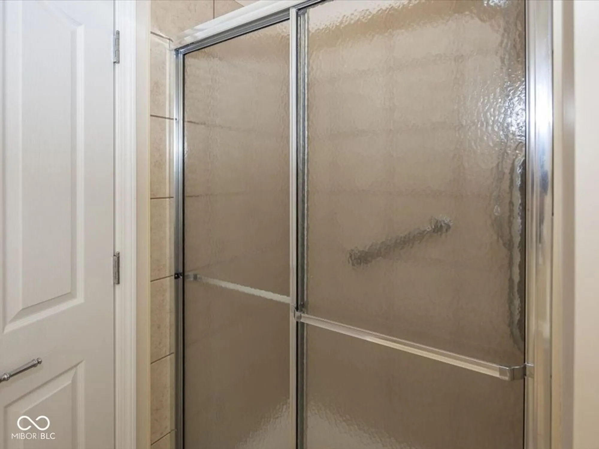 Property Slideshow image 37 of 50 | 16160 brookmere ave, Fishers, IN, 46037