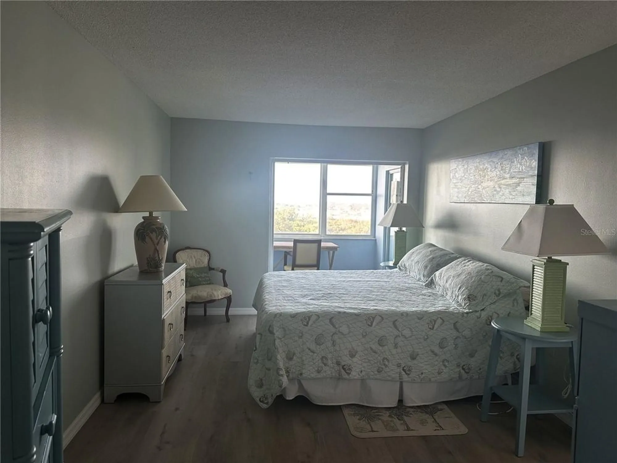 Property Slideshow image 10 of 27 | 4725 cove cir apt 804, St Petersburg, FL, 33708