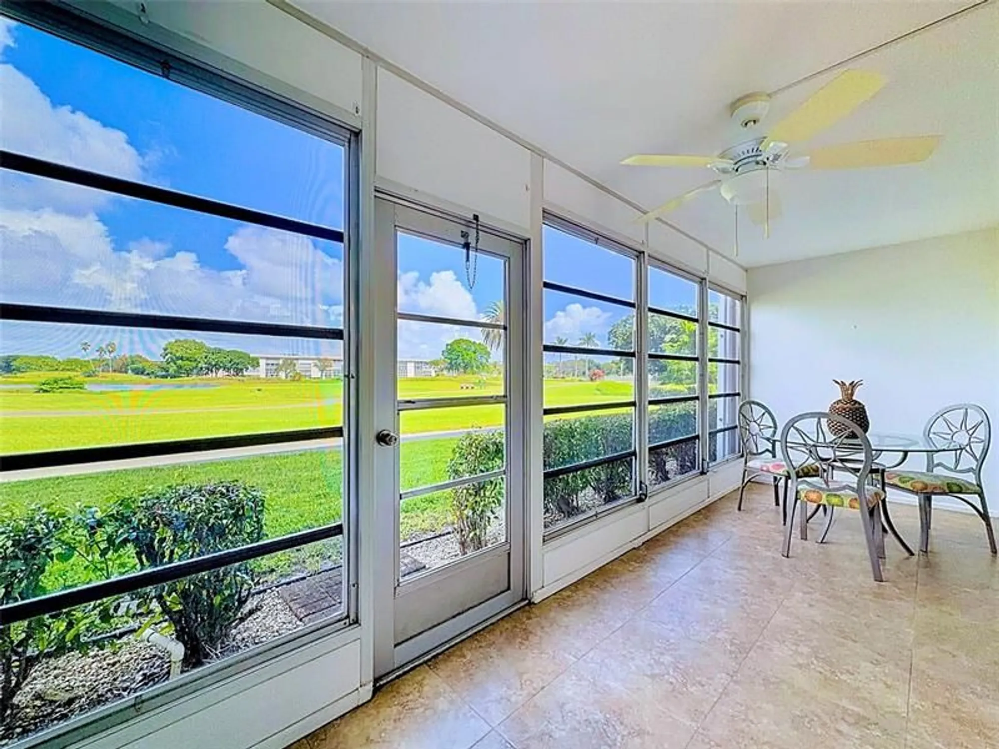 Property Slideshow image 13 of 22 | 2801 victoria way k1, Coconut Creek, FL, 33066