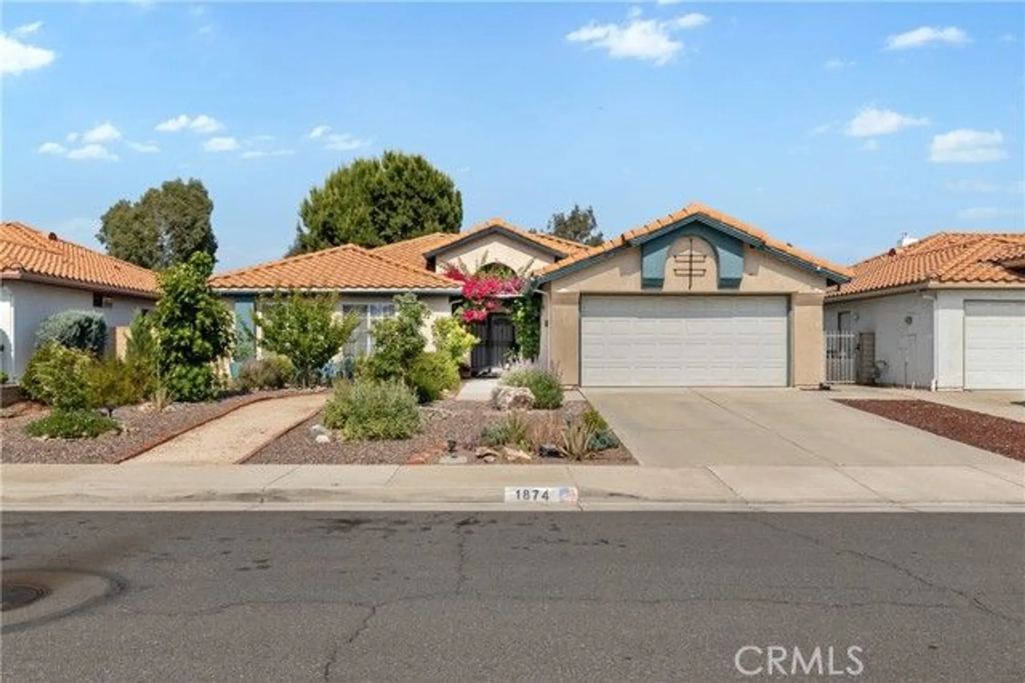 Property Slideshow image 25 of 54 | 1874 balsawood dr, Hemet, CA, 92545