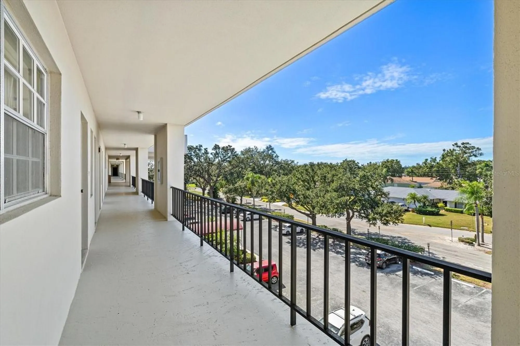 Property Slideshow image 10 of 82 | 7461 w country club dr 408, Sarasota, FL, 34243