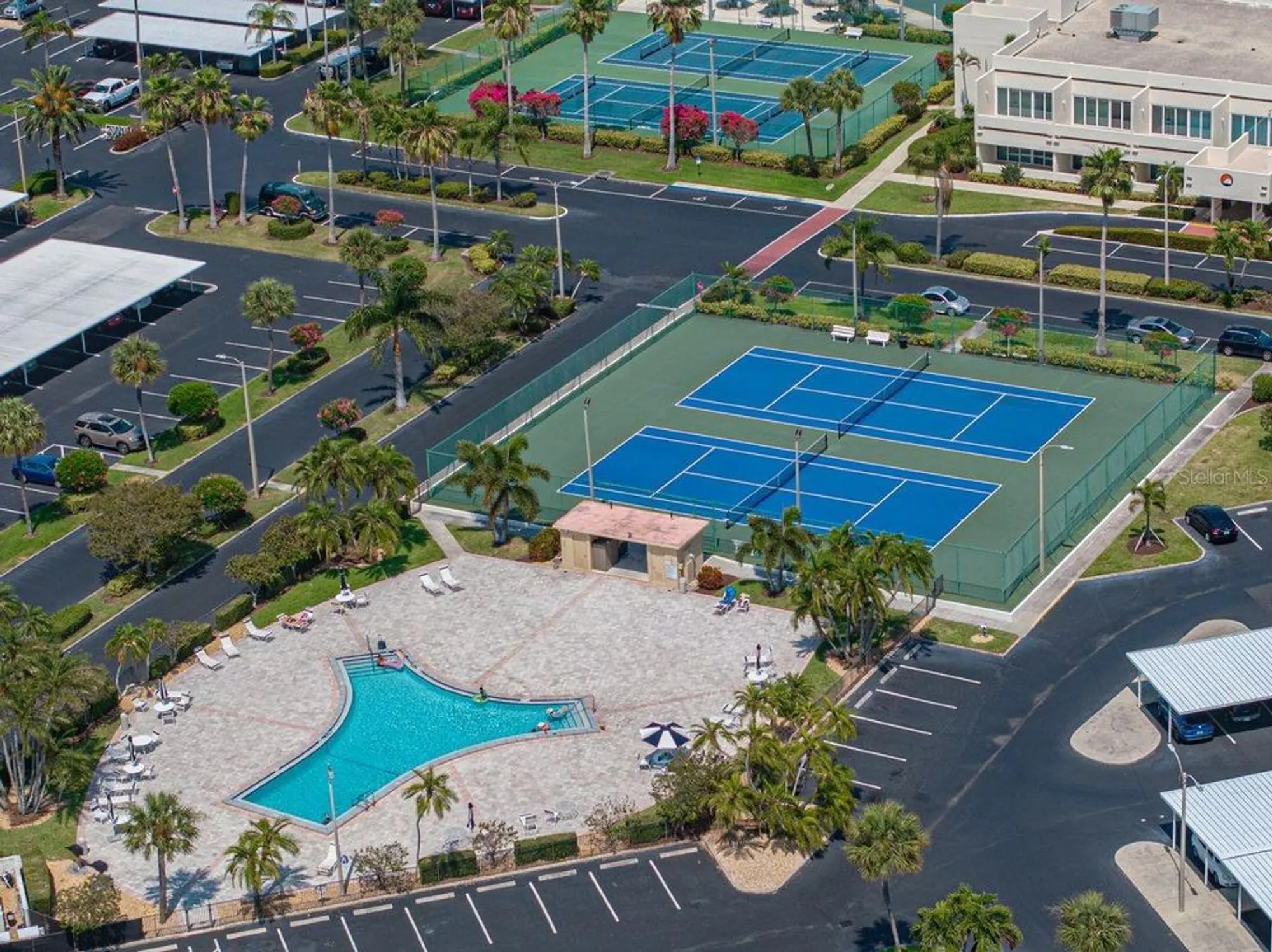 Property Slideshow image 55 of 80 | 7600 sun island dr 703, South Pasadena, FL, 33707