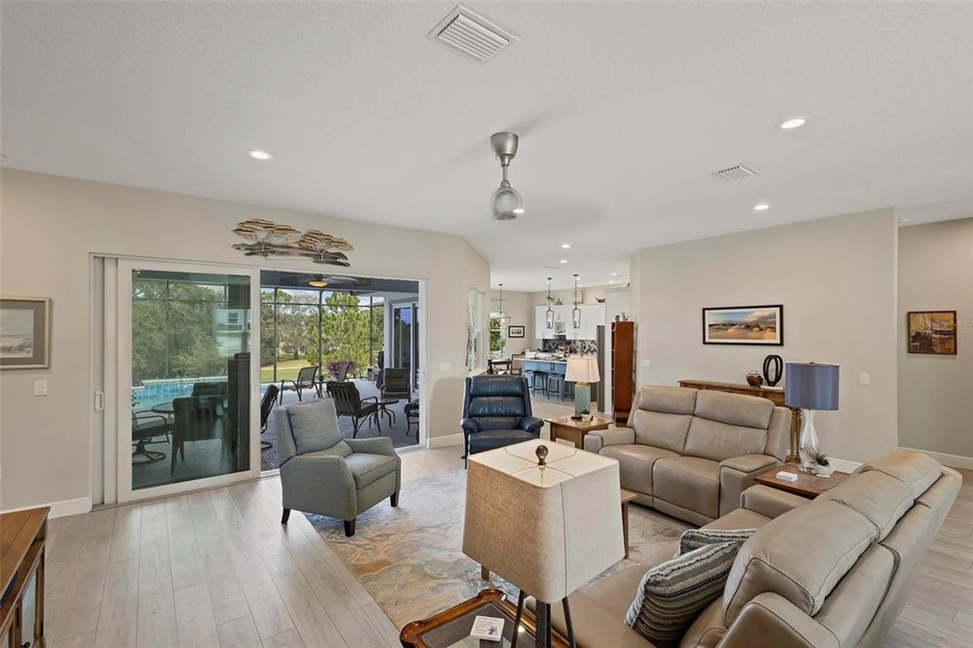 Property Slideshow image 10 of 70 | 5132 greens dr, Lady Lake, FL, 32159