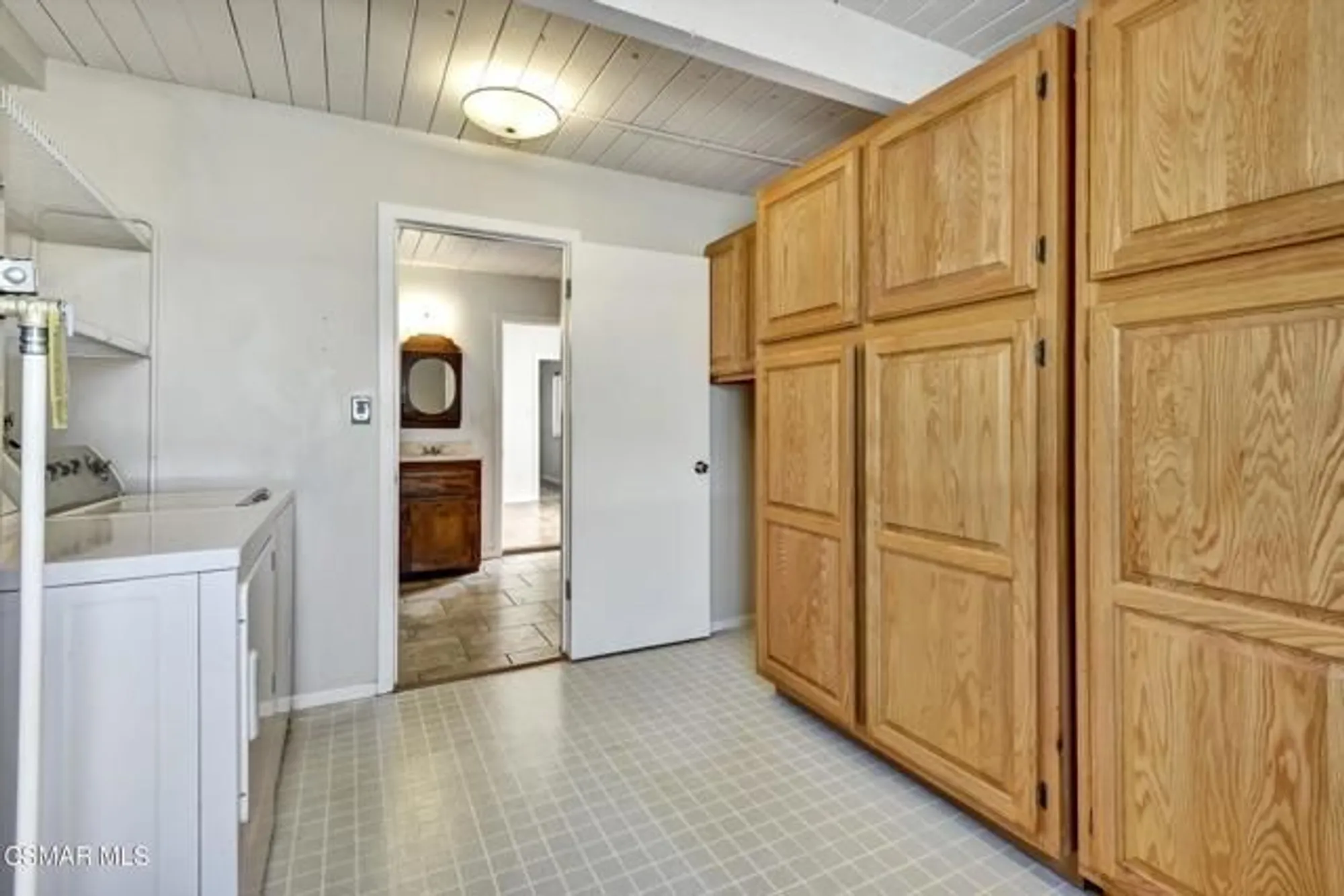 Property Slideshow image 38 of 58 | 161 w bay blvd, Port Hueneme, CA, 93041
